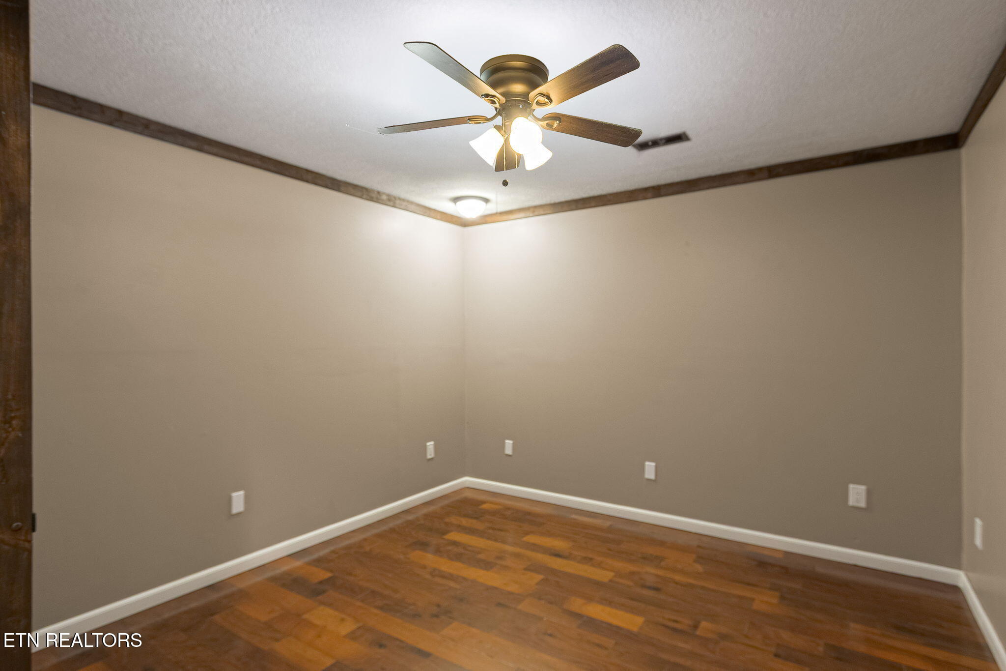 3708 Roberts Road Corryton TN 37721