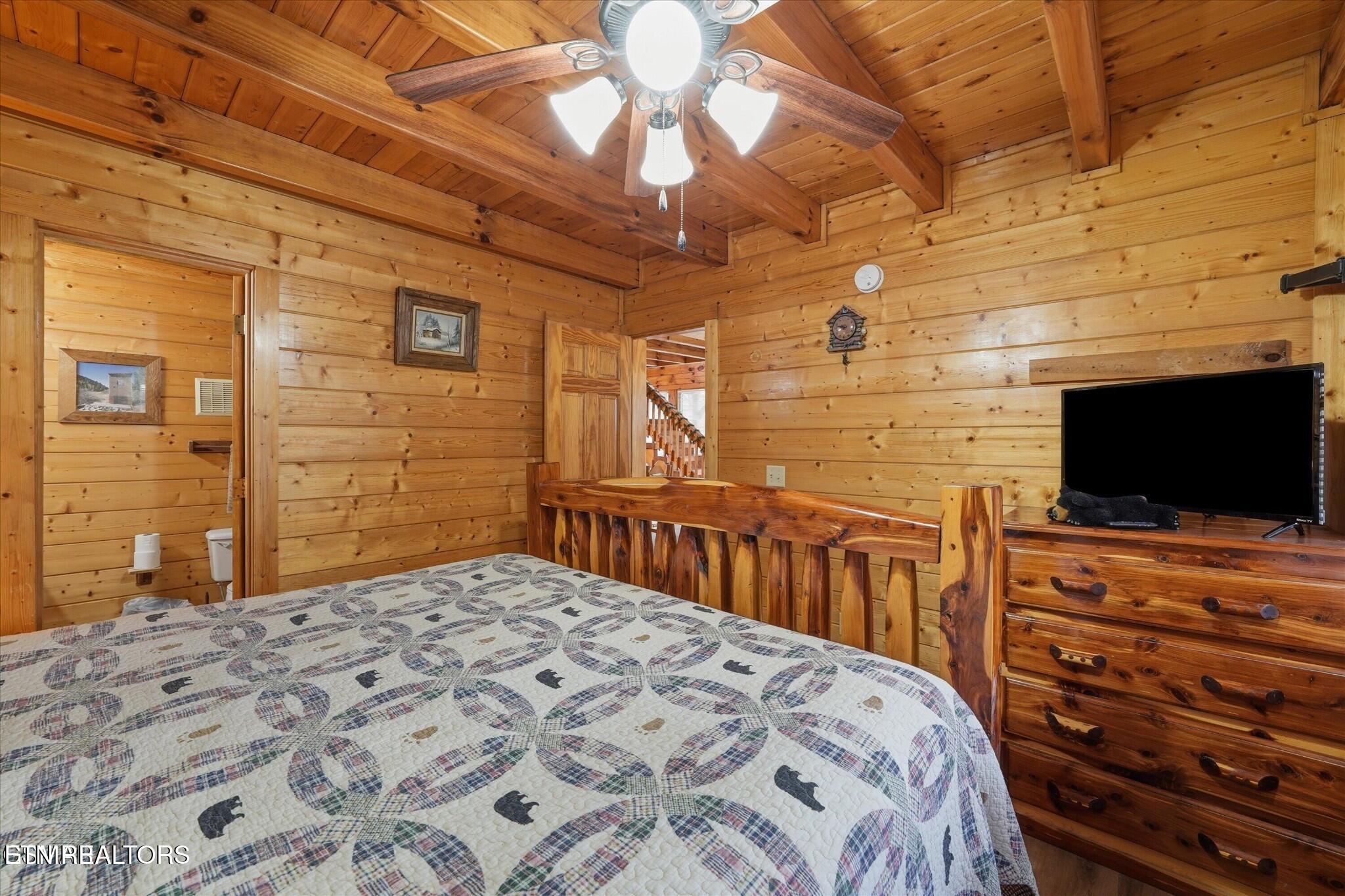 331 Caney Creek Road Pigeon Forge TN 37863
