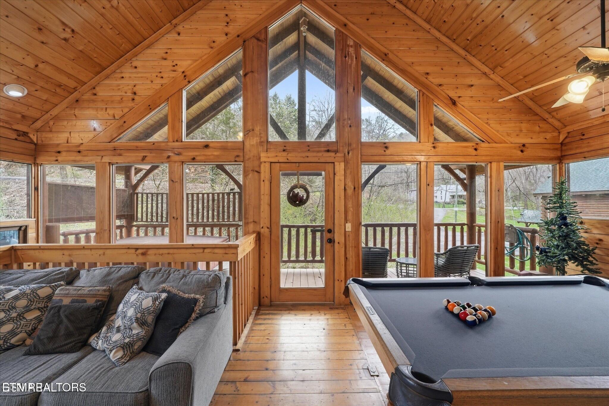 331 Caney Creek Road Pigeon Forge TN 37863