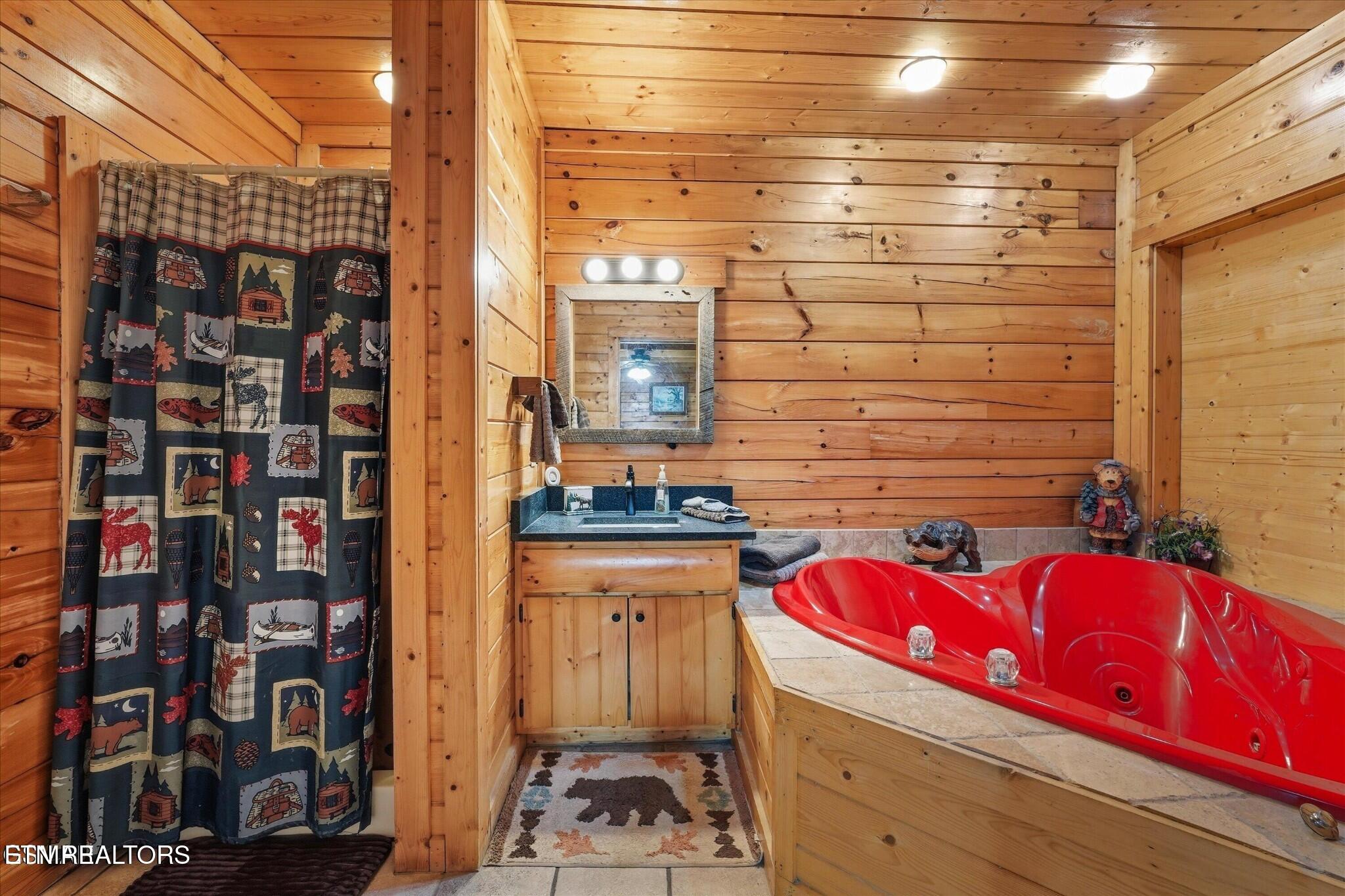 331 Caney Creek Road Pigeon Forge TN 37863