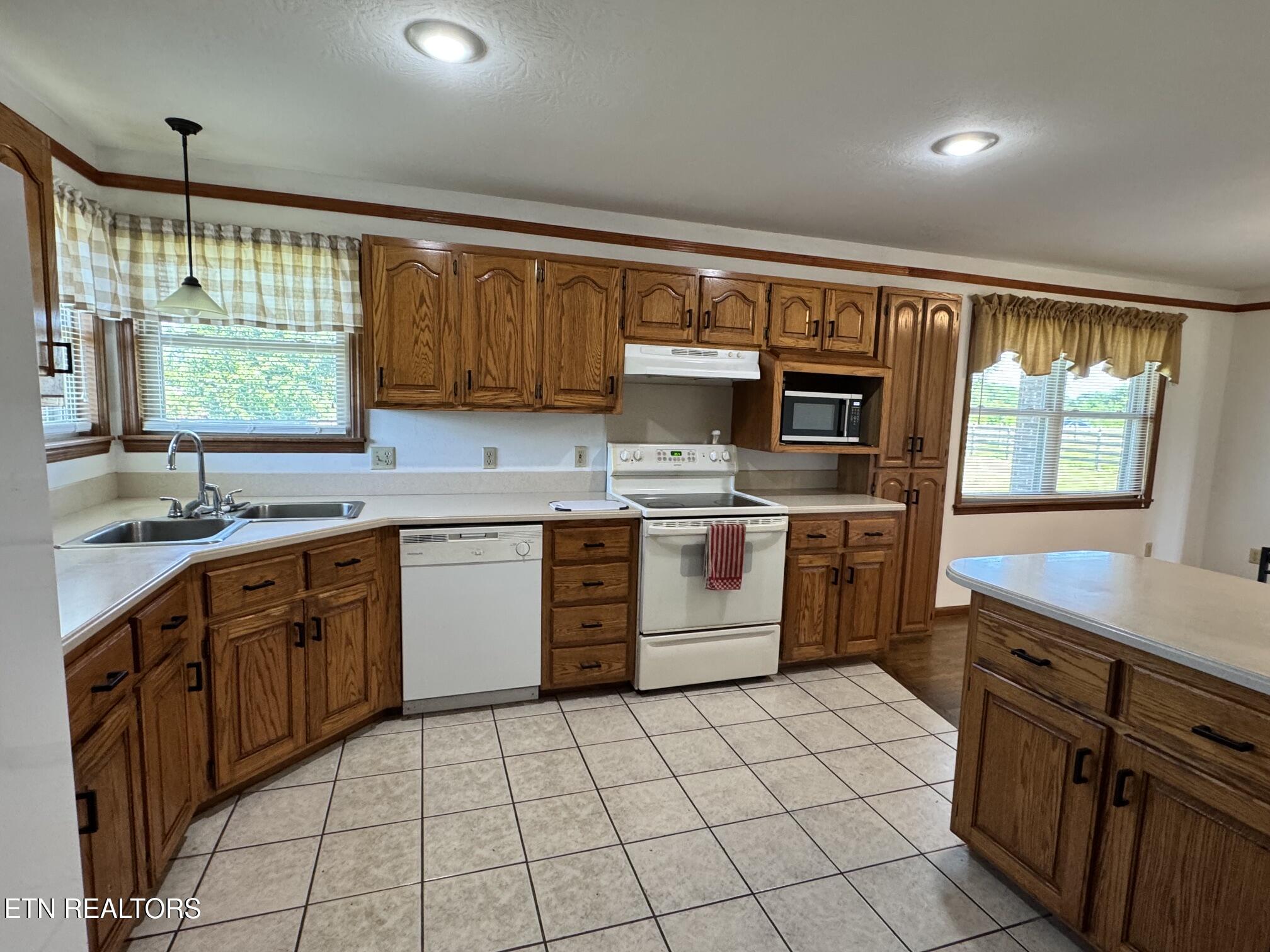 6986 S York Highway 6986 Highway Clarkrange TN 38553