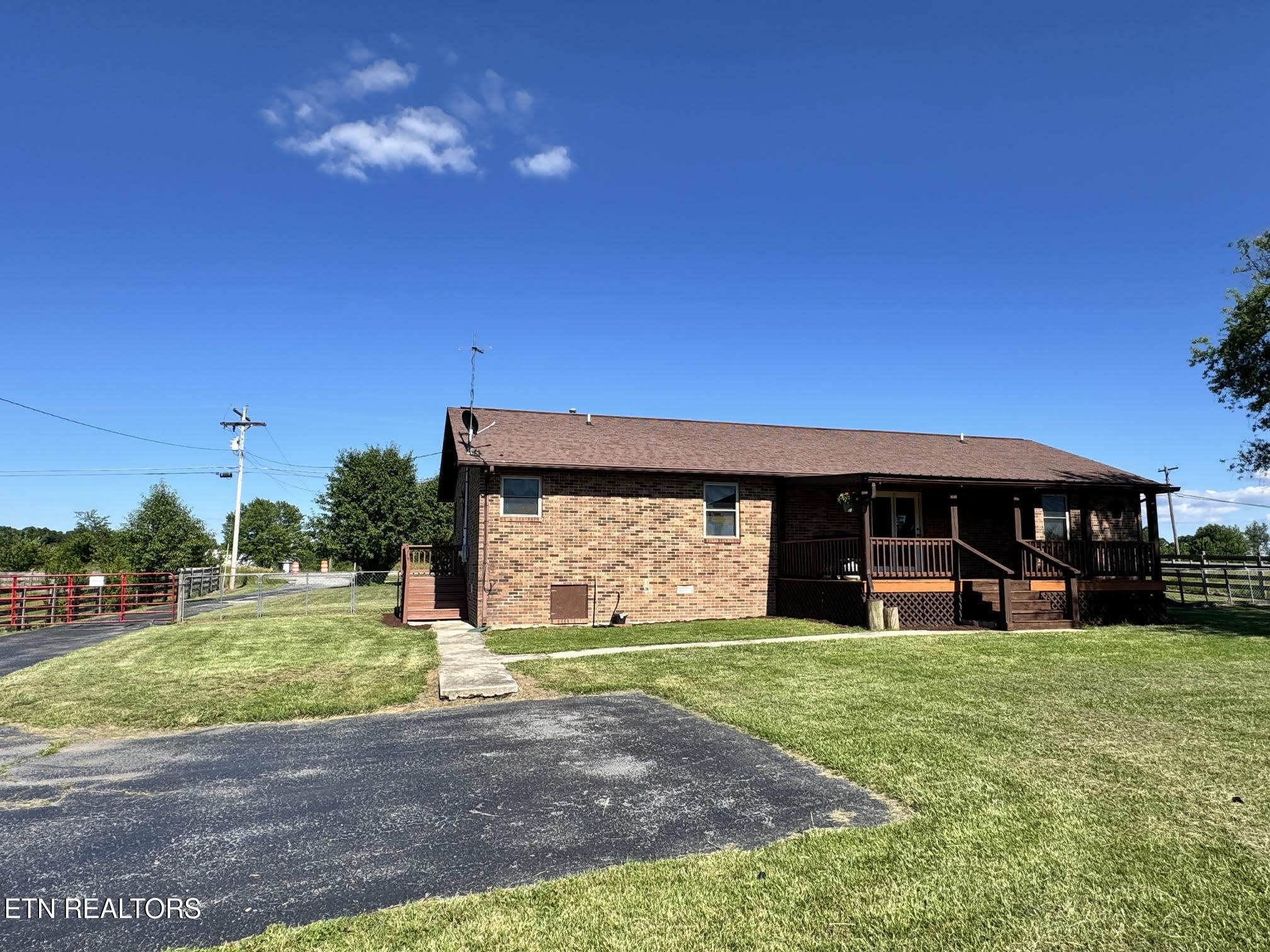6986 S York Highway 6986 Highway Clarkrange TN 38553
