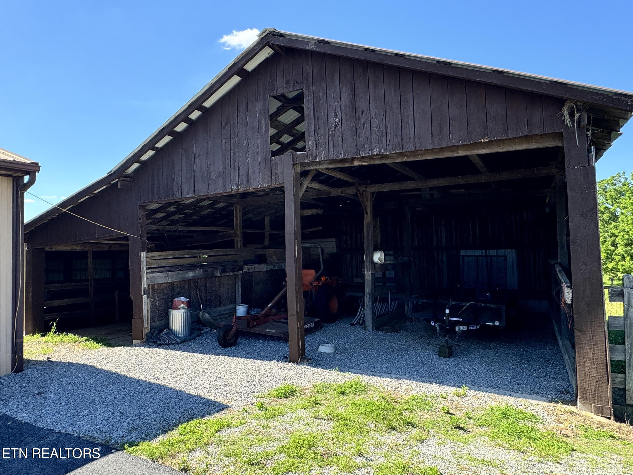6986 S York Highway 6986 Highway Clarkrange TN 38553