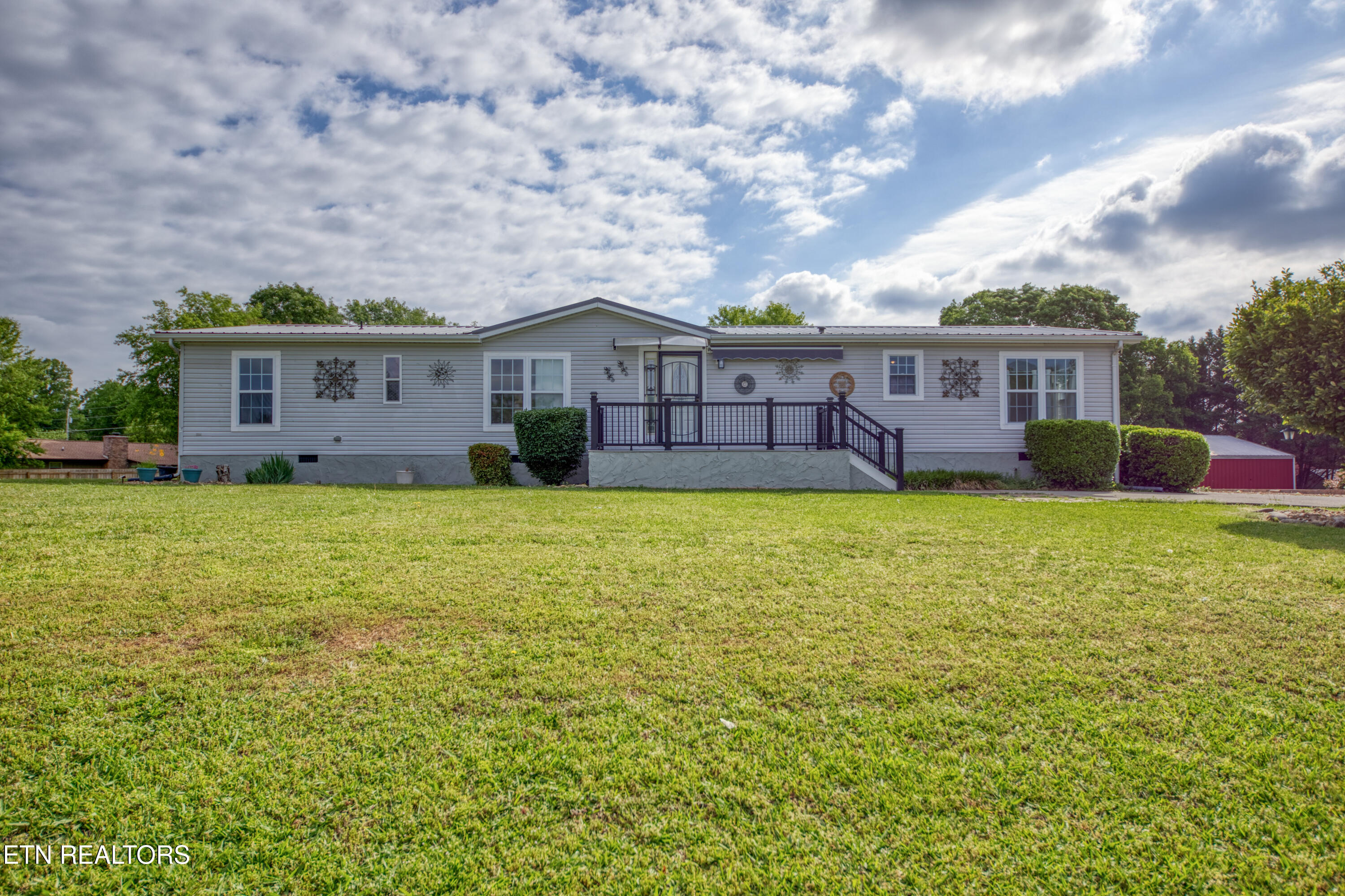 1112 Oakes Vista Lane Seymour TN 37865