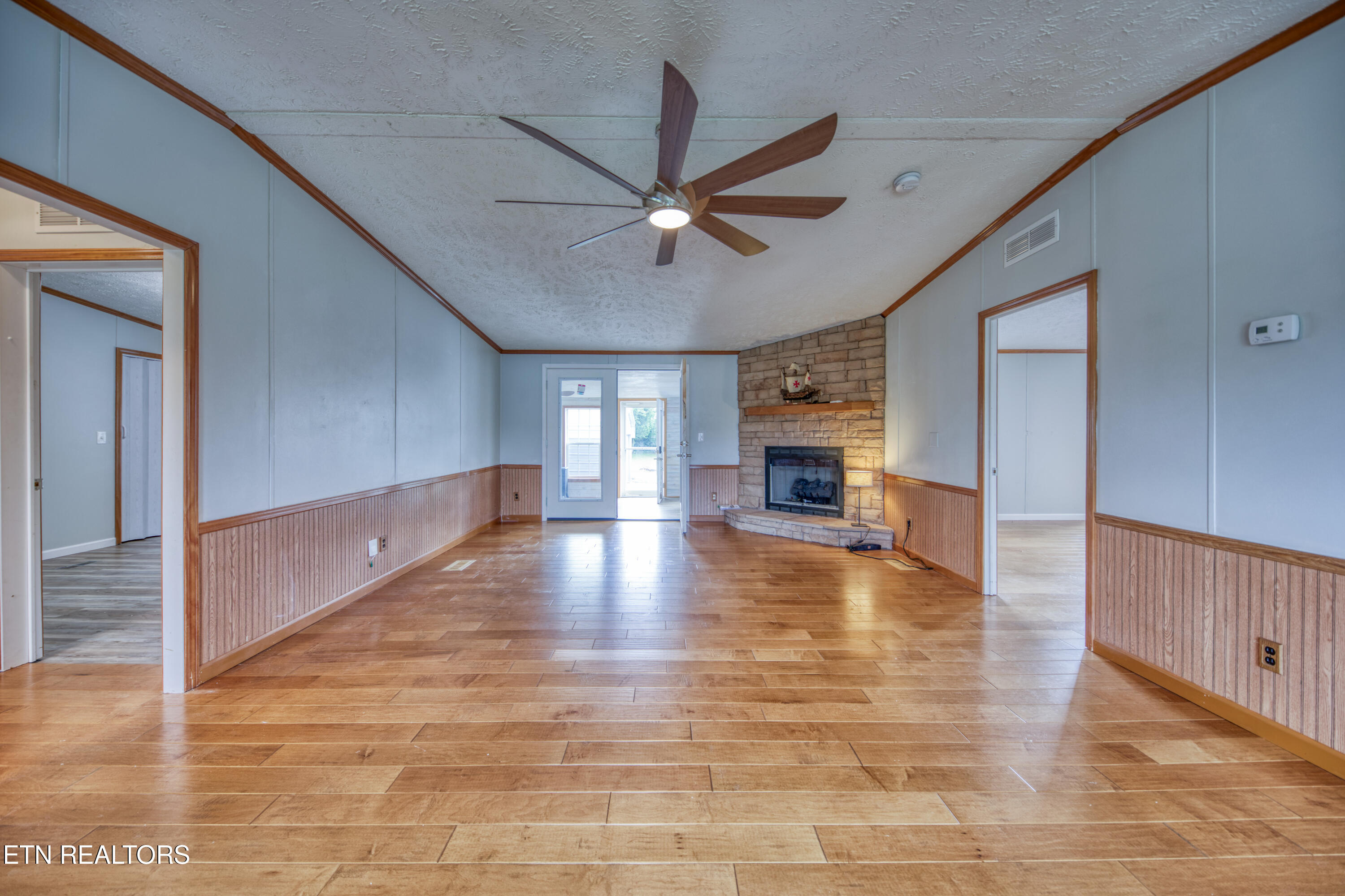 1112 Oakes Vista Lane Seymour TN 37865