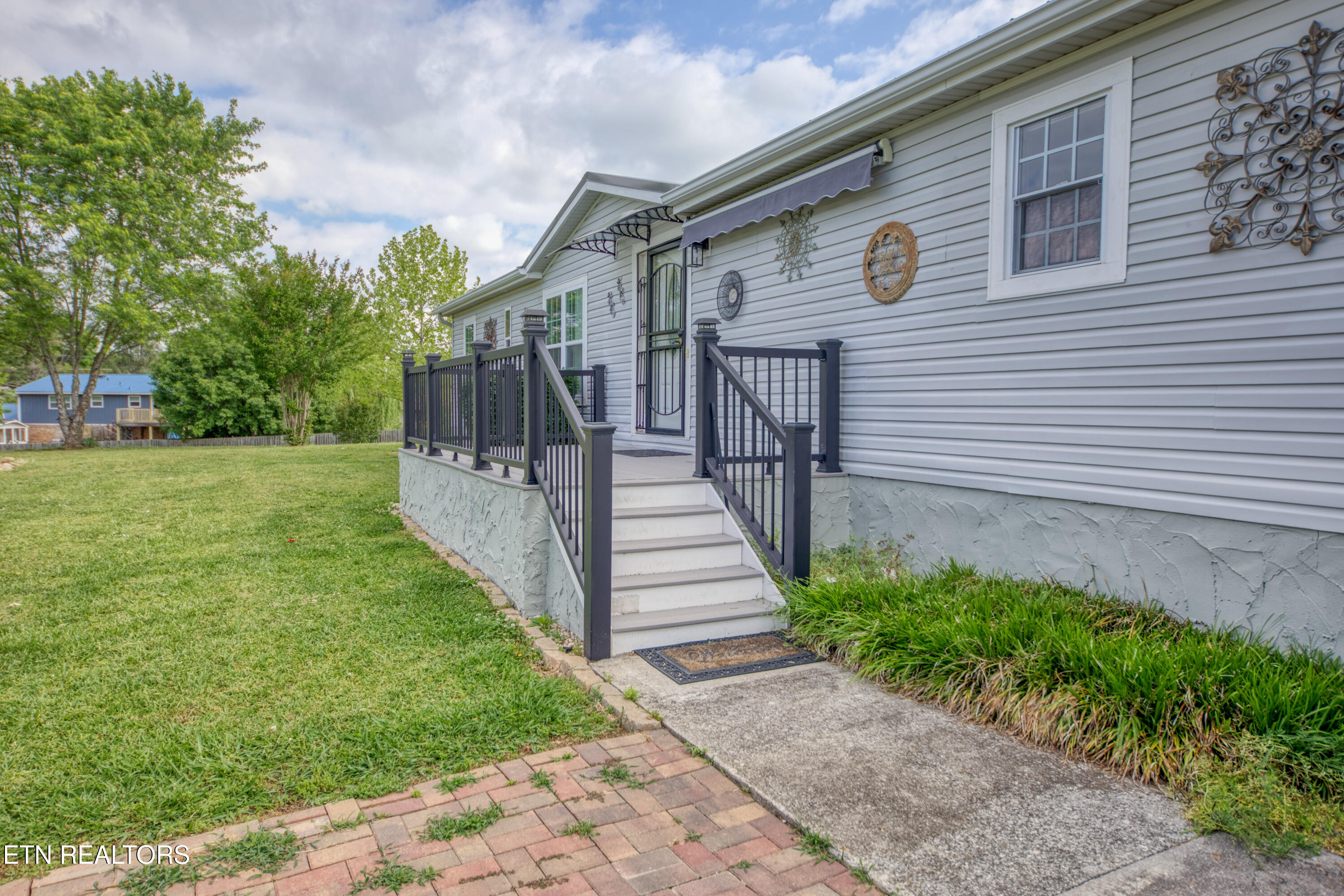 1112 Oakes Vista Lane Seymour TN 37865