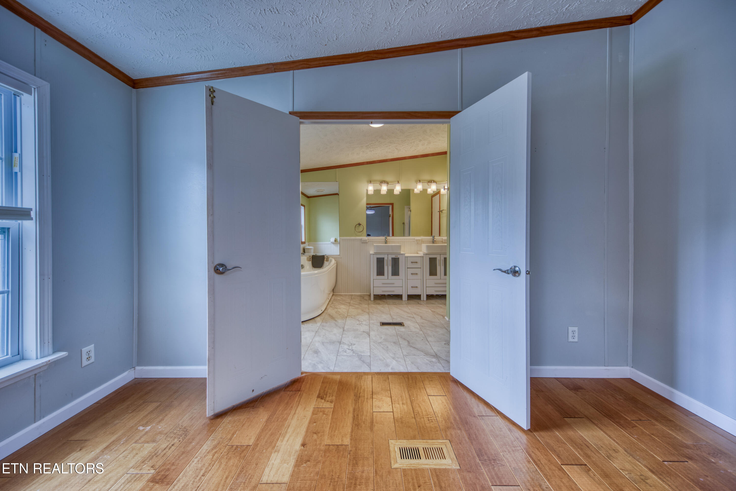 1112 Oakes Vista Lane Seymour TN 37865