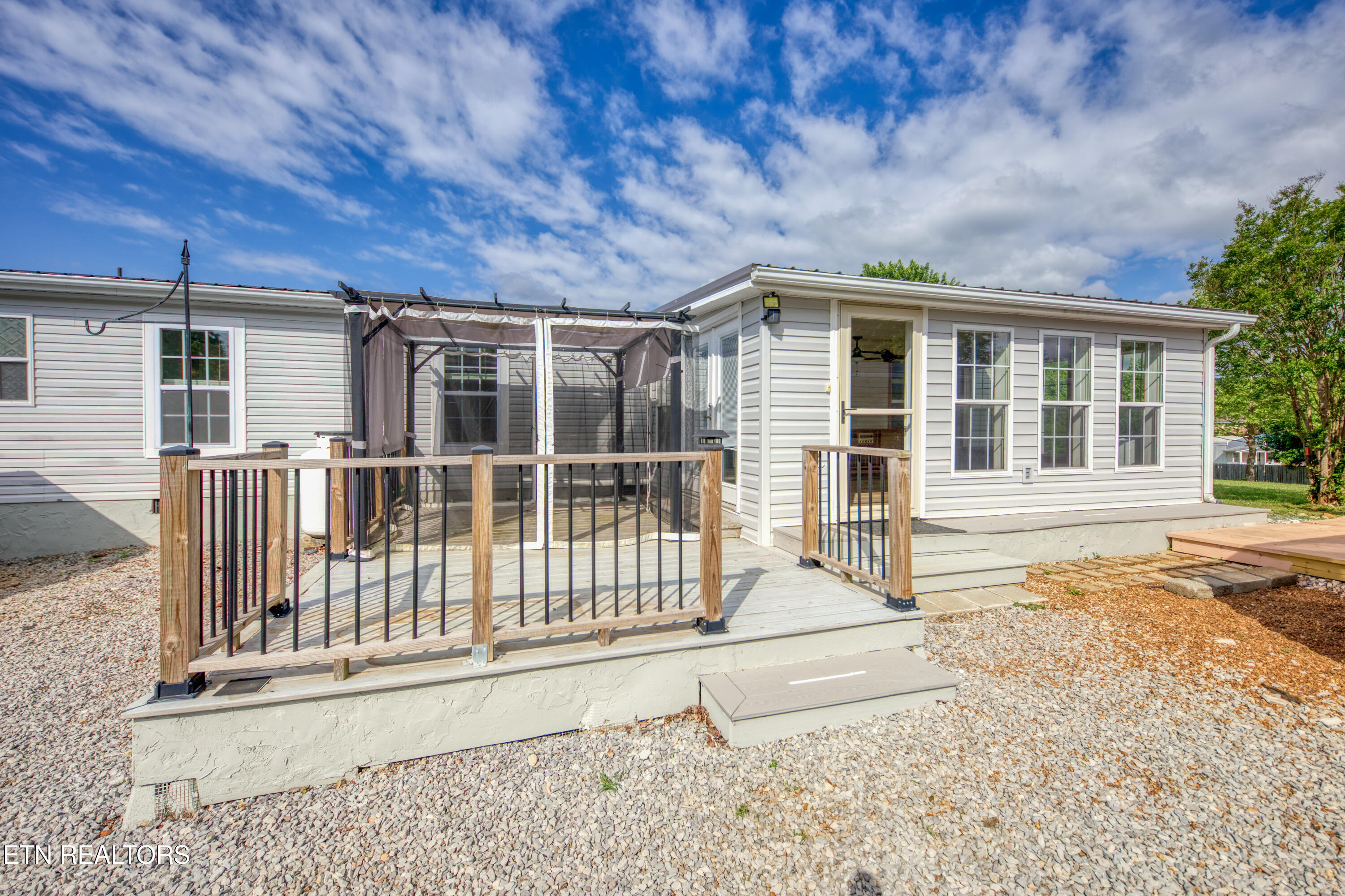 1112 Oakes Vista Lane Seymour TN 37865
