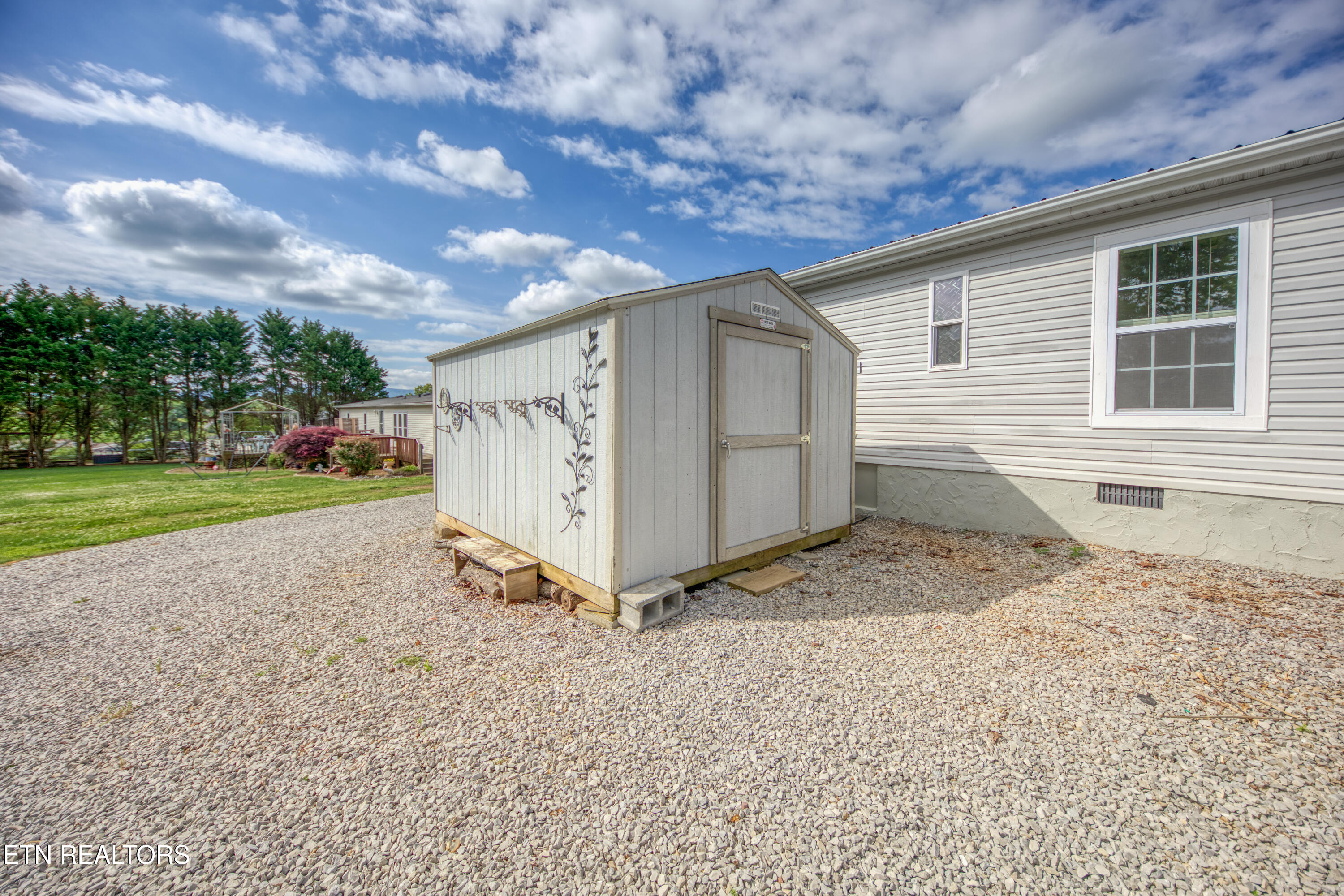 1112 Oakes Vista Lane Seymour TN 37865