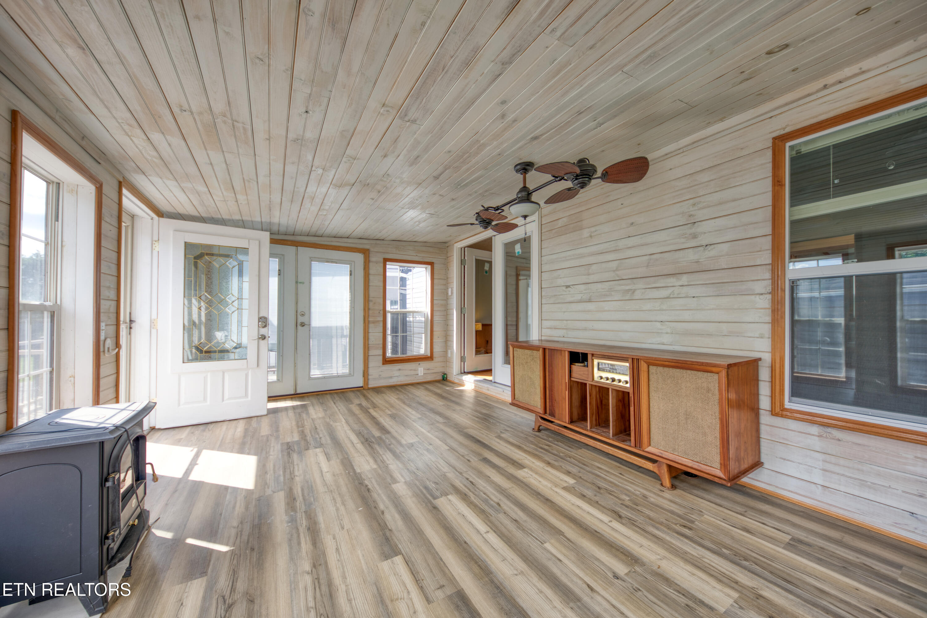 1112 Oakes Vista Lane Seymour TN 37865