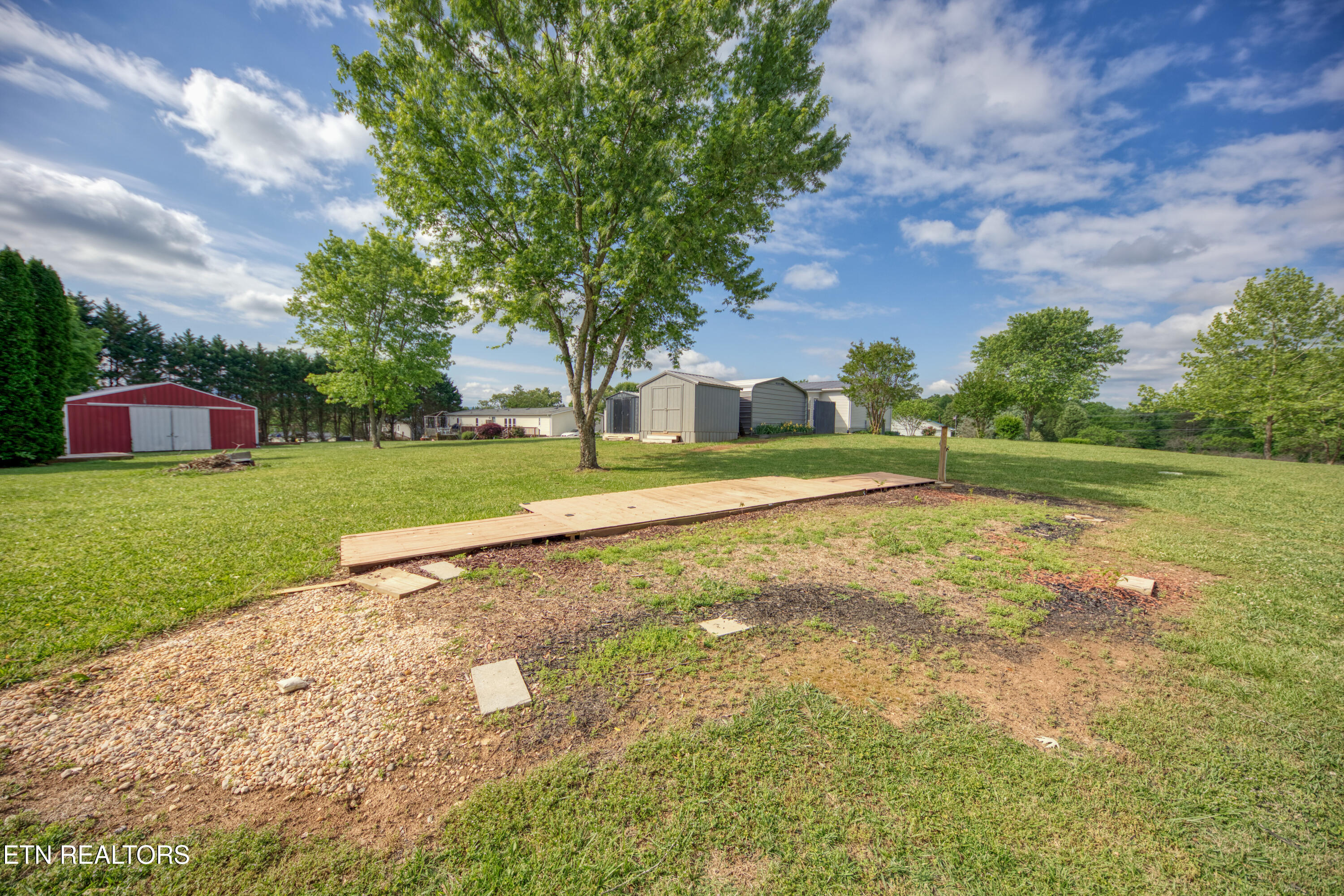 1112 Oakes Vista Lane Seymour TN 37865