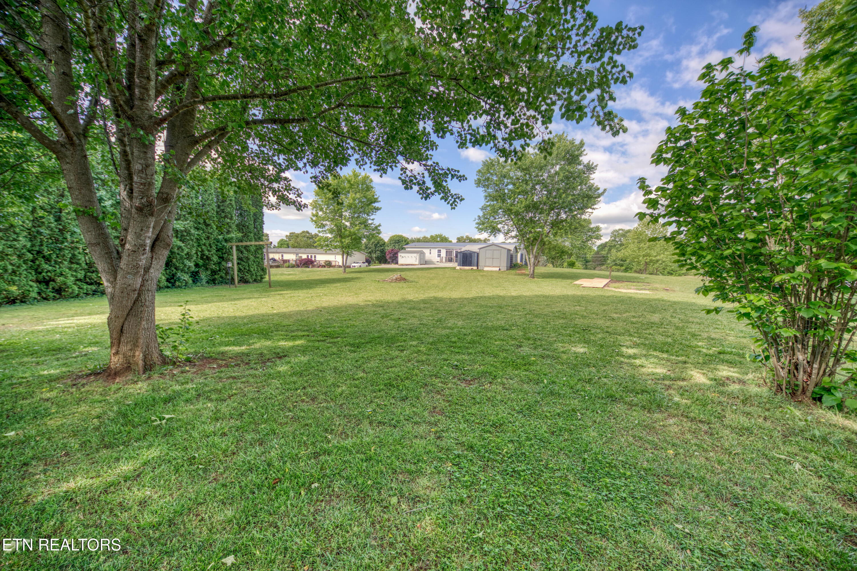 1112 Oakes Vista Lane Seymour TN 37865