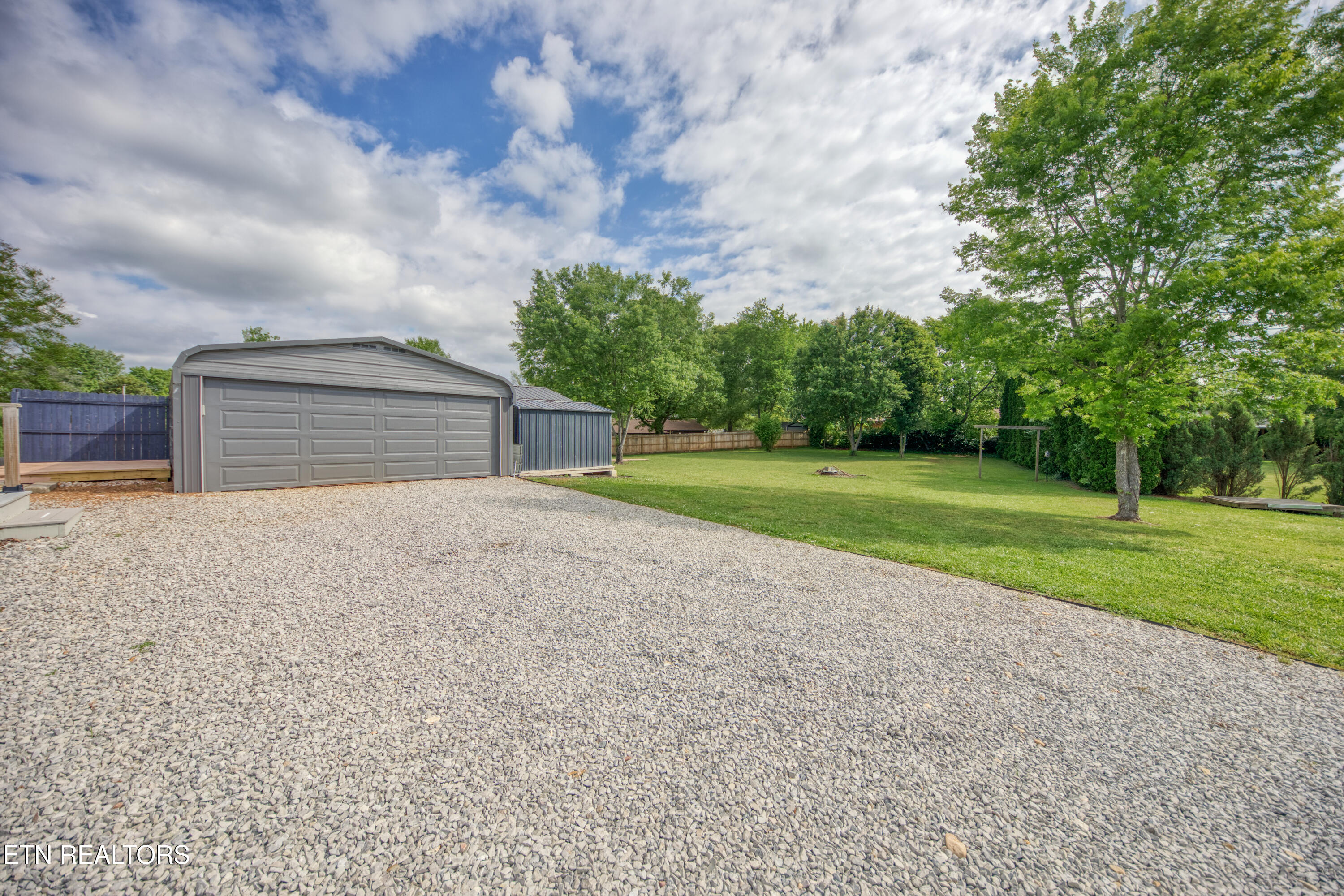 1112 Oakes Vista Lane Seymour TN 37865