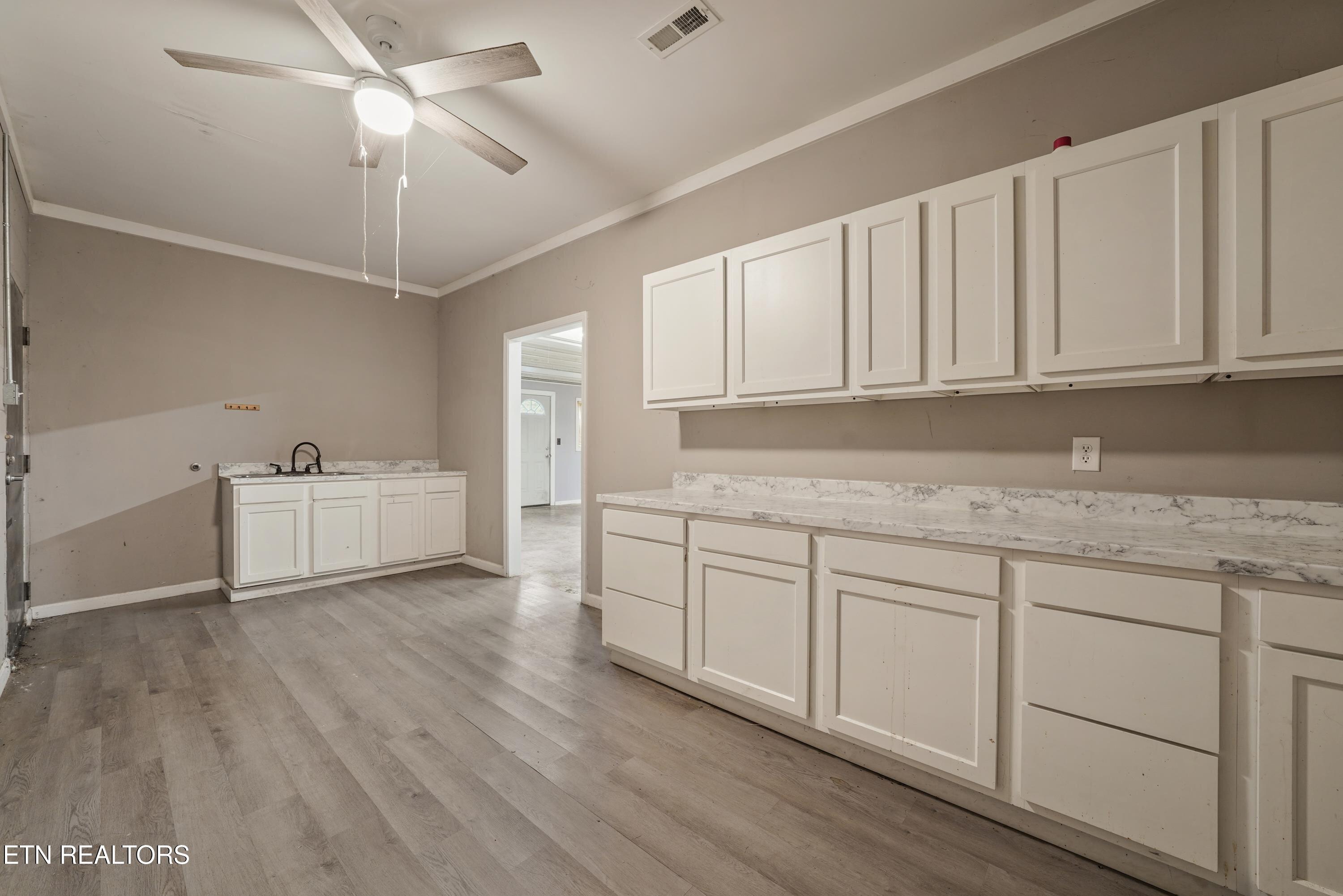 835 E Lincoln Road Alcoa TN 37701