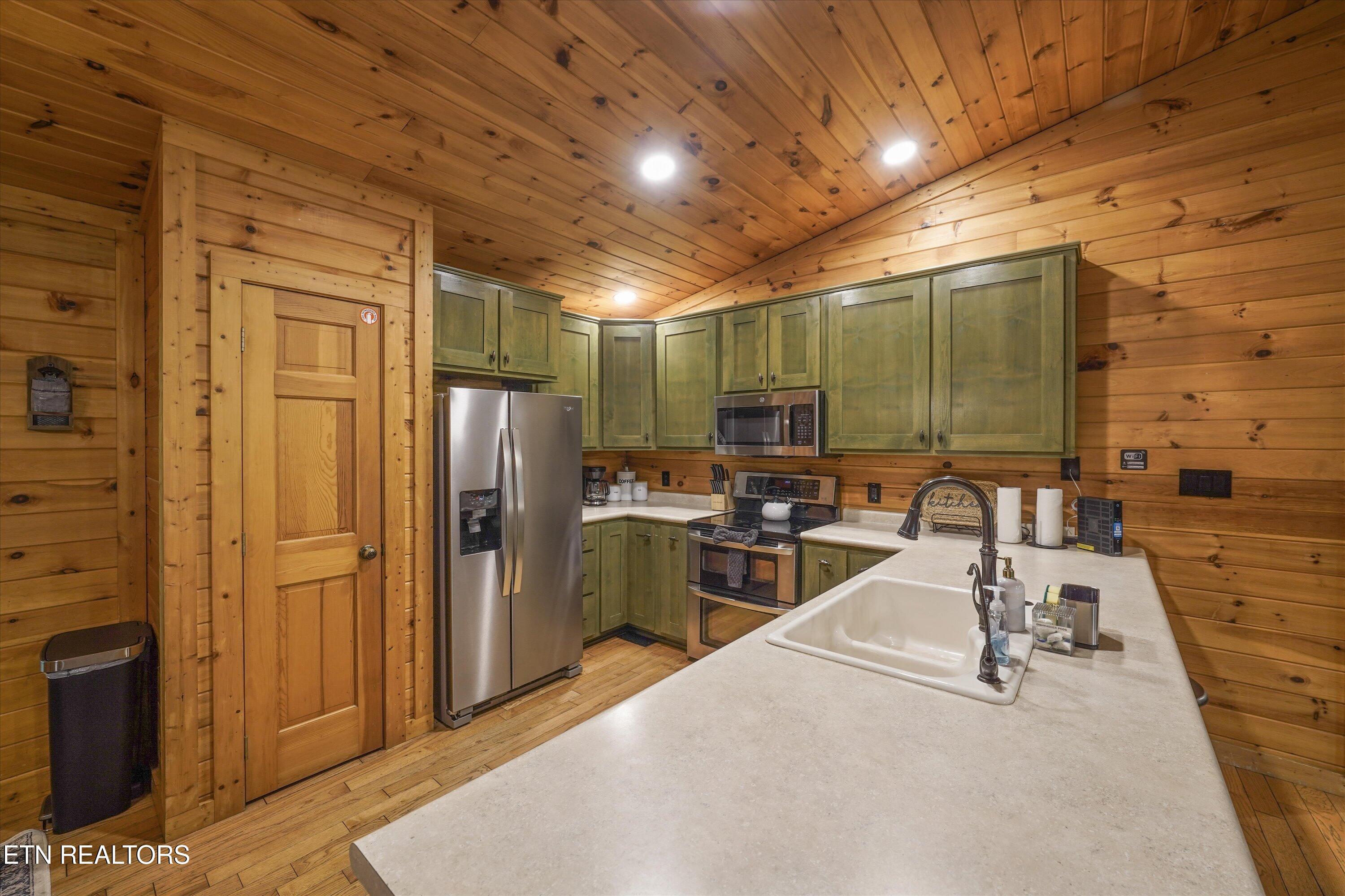3856 Ravens Den Way Sevierville TN 37862
