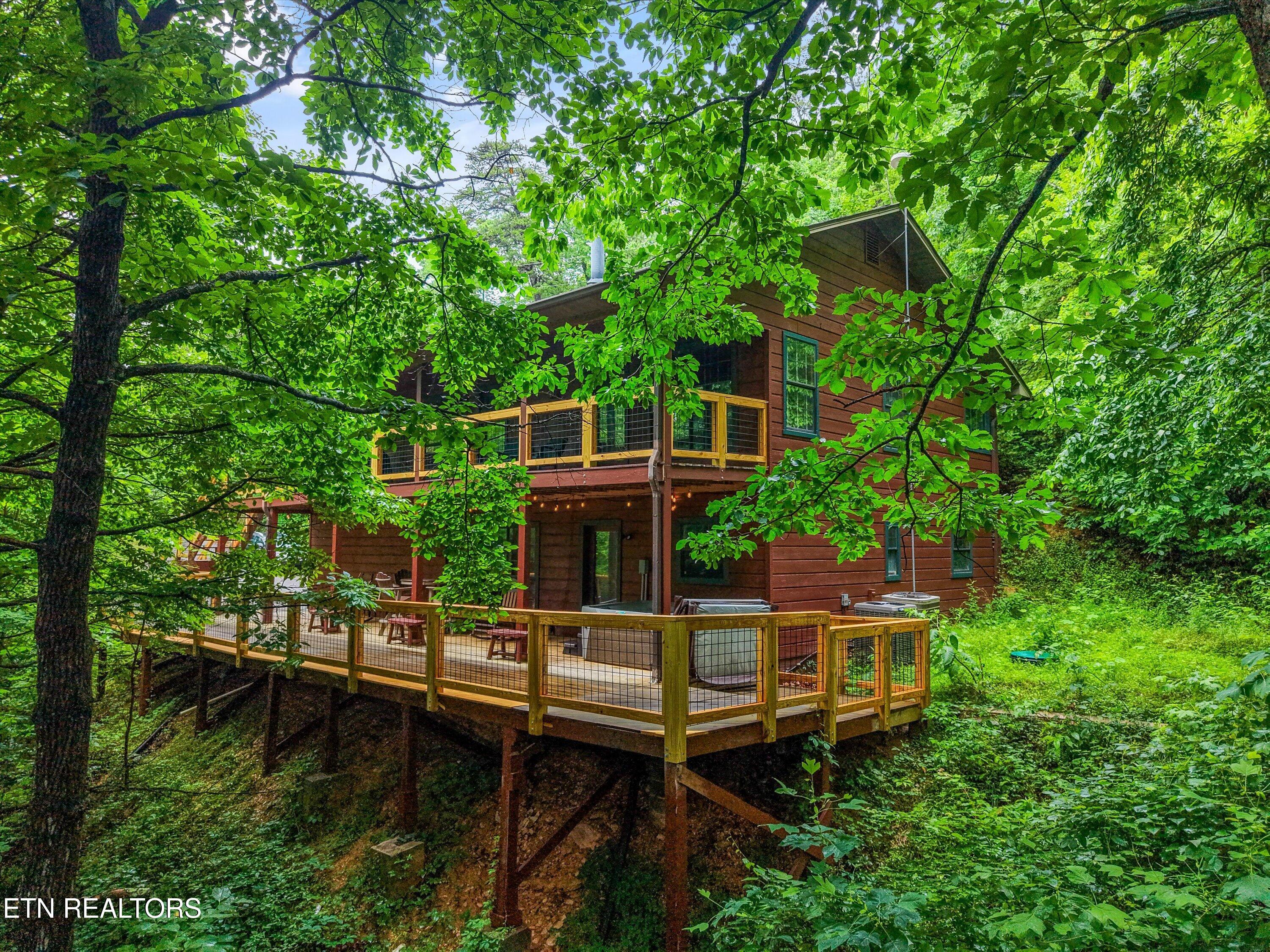 3856 Ravens Den Way Sevierville TN 37862