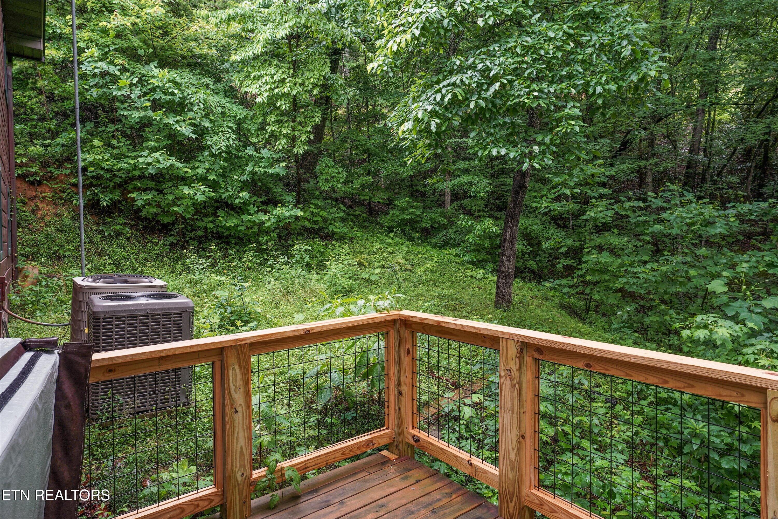 3856 Ravens Den Way Sevierville TN 37862