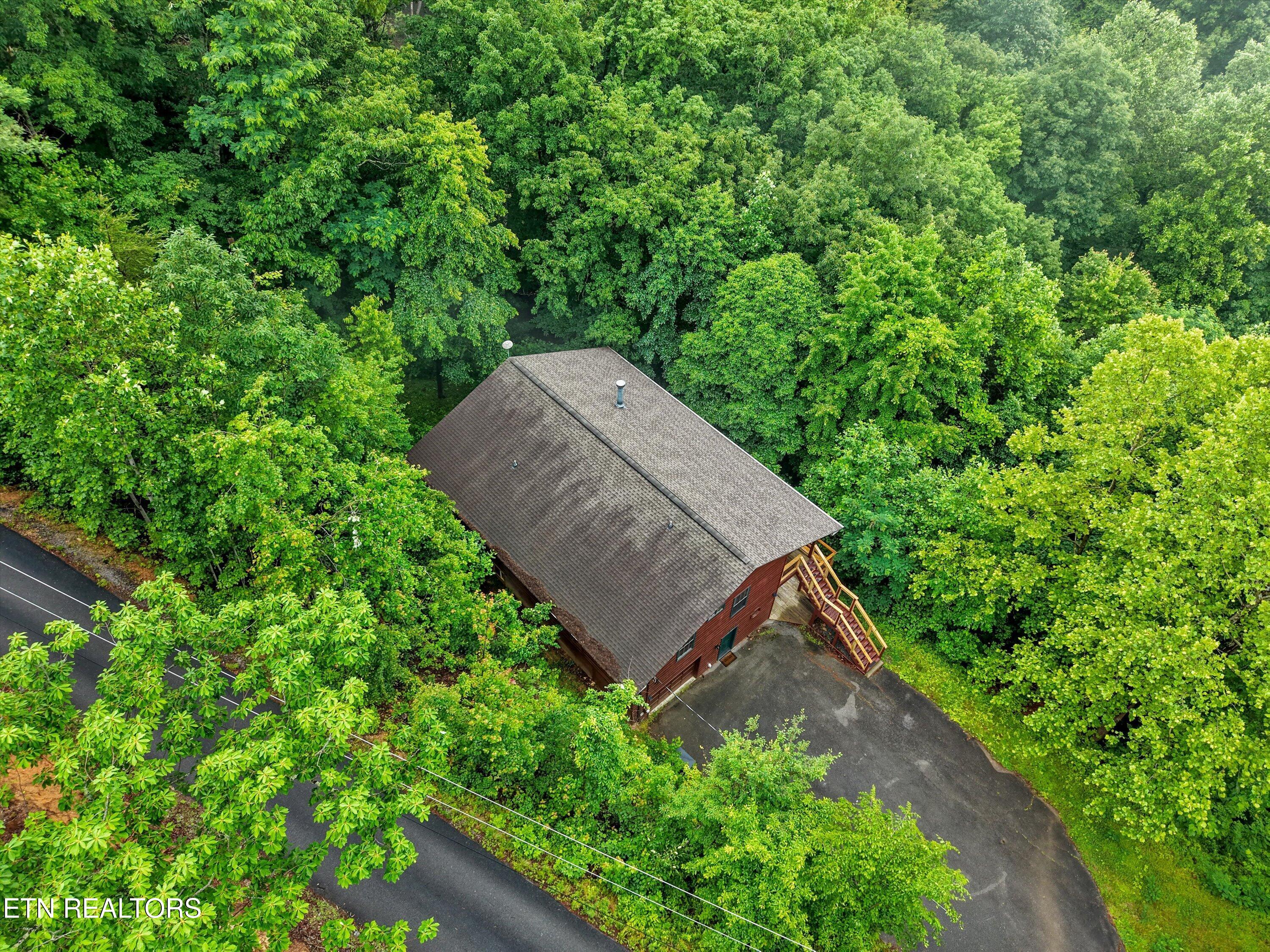 3856 Ravens Den Way Sevierville TN 37862