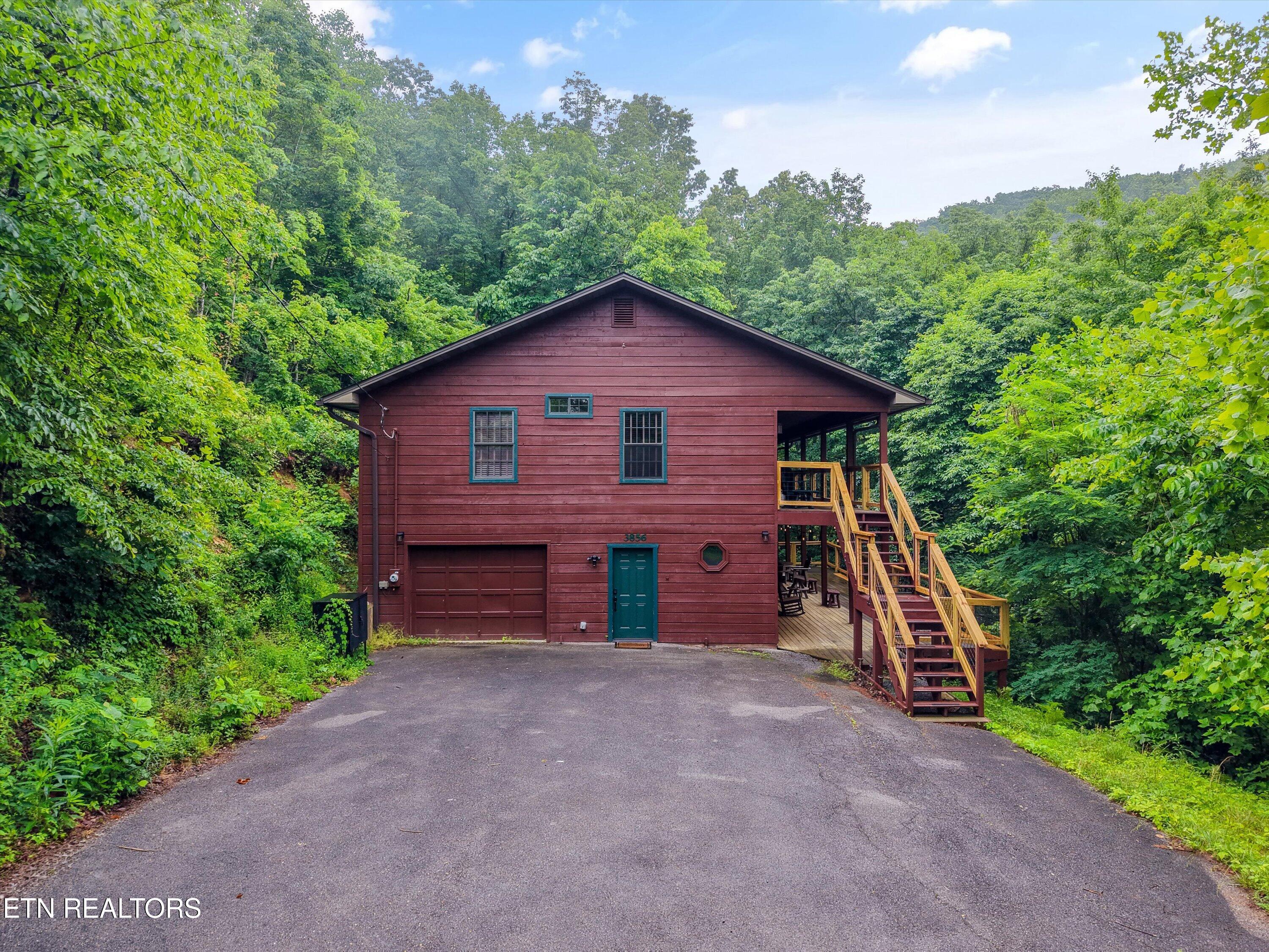 3856 Ravens Den Way Sevierville TN 37862