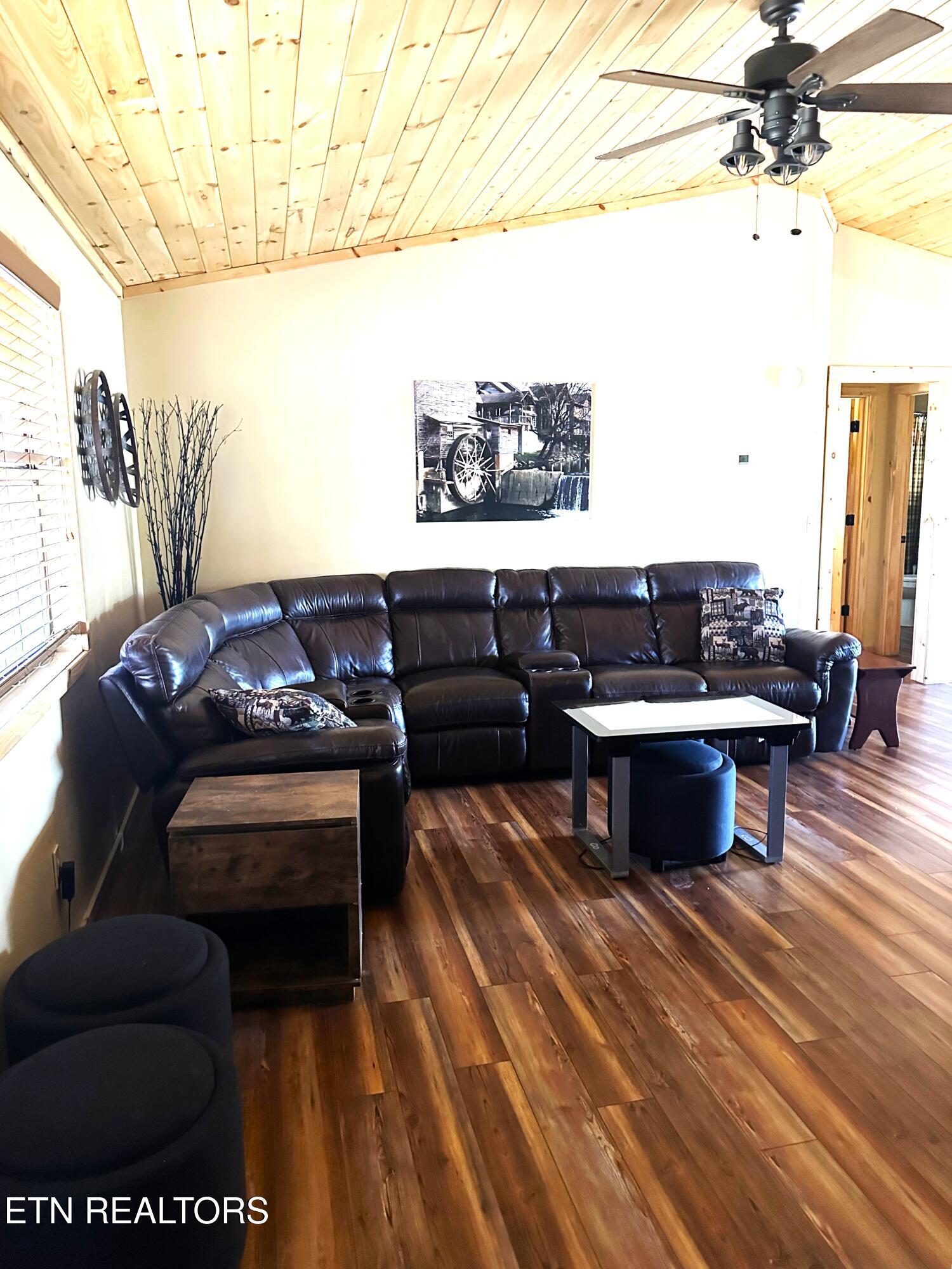 905 Sunrise Boulevard Sevierville TN 37862