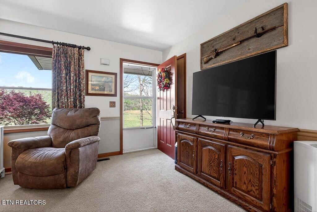 747 Old County Farm Road Spencer TN 38585