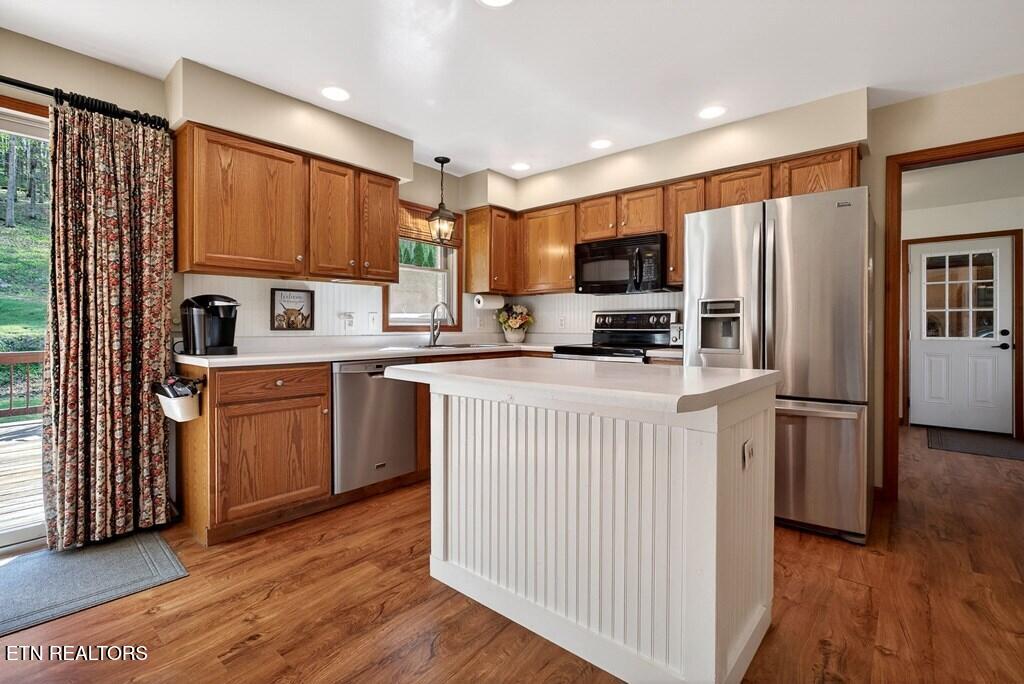 747 Old County Farm Road Spencer TN 38585