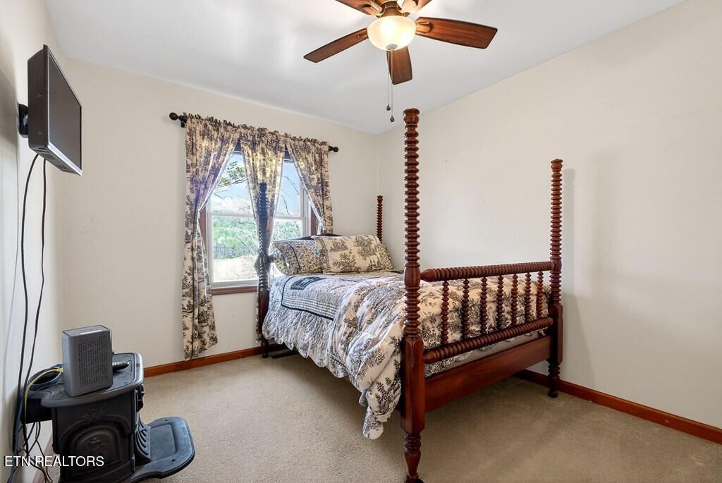 747 Old County Farm Road Spencer TN 38585