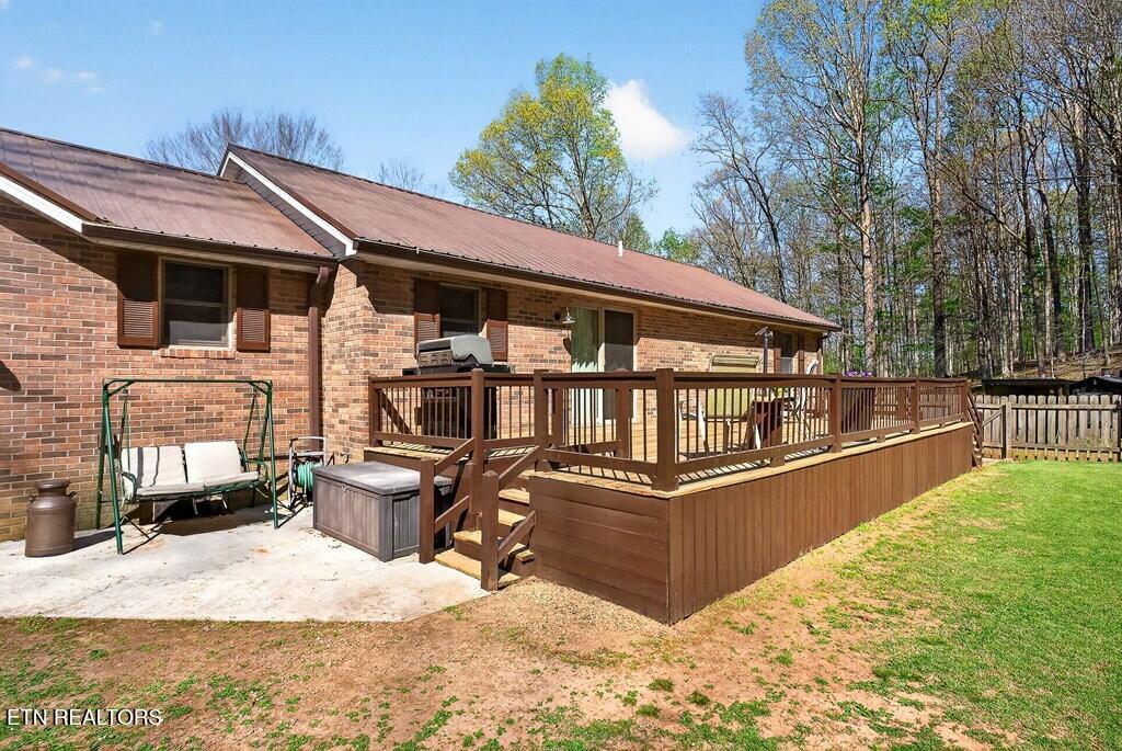 747 Old County Farm Road Spencer TN 38585