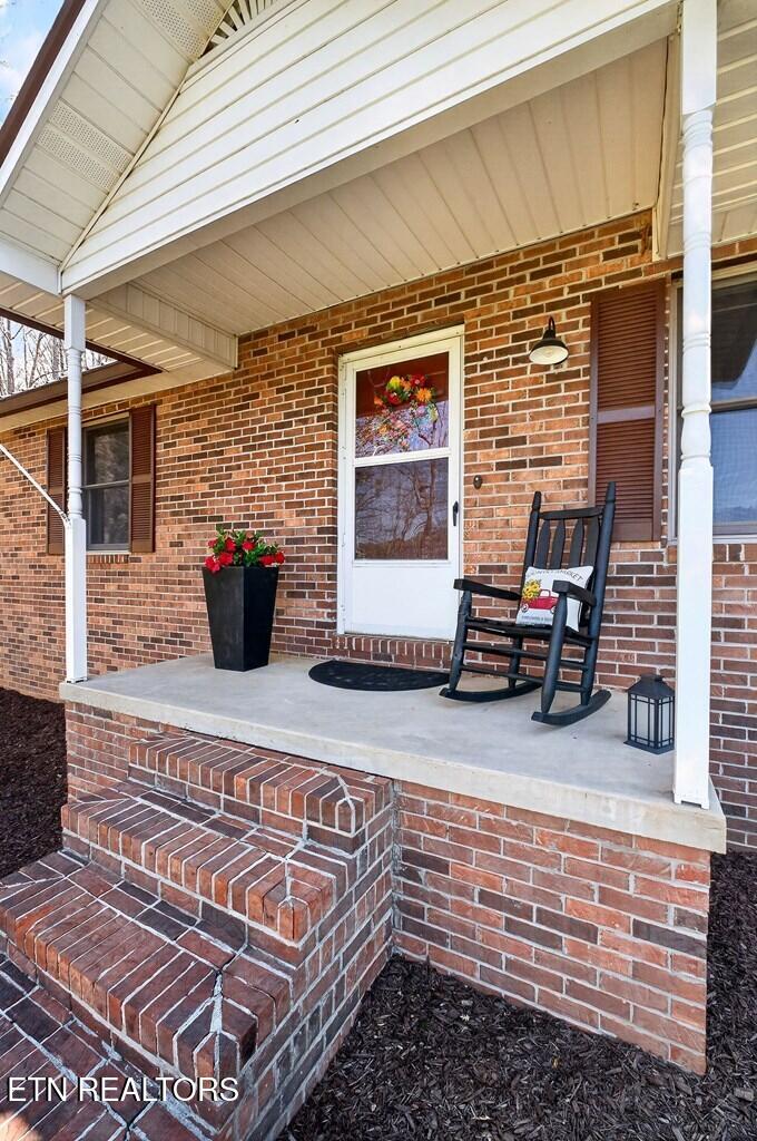 747 Old County Farm Road Spencer TN 38585