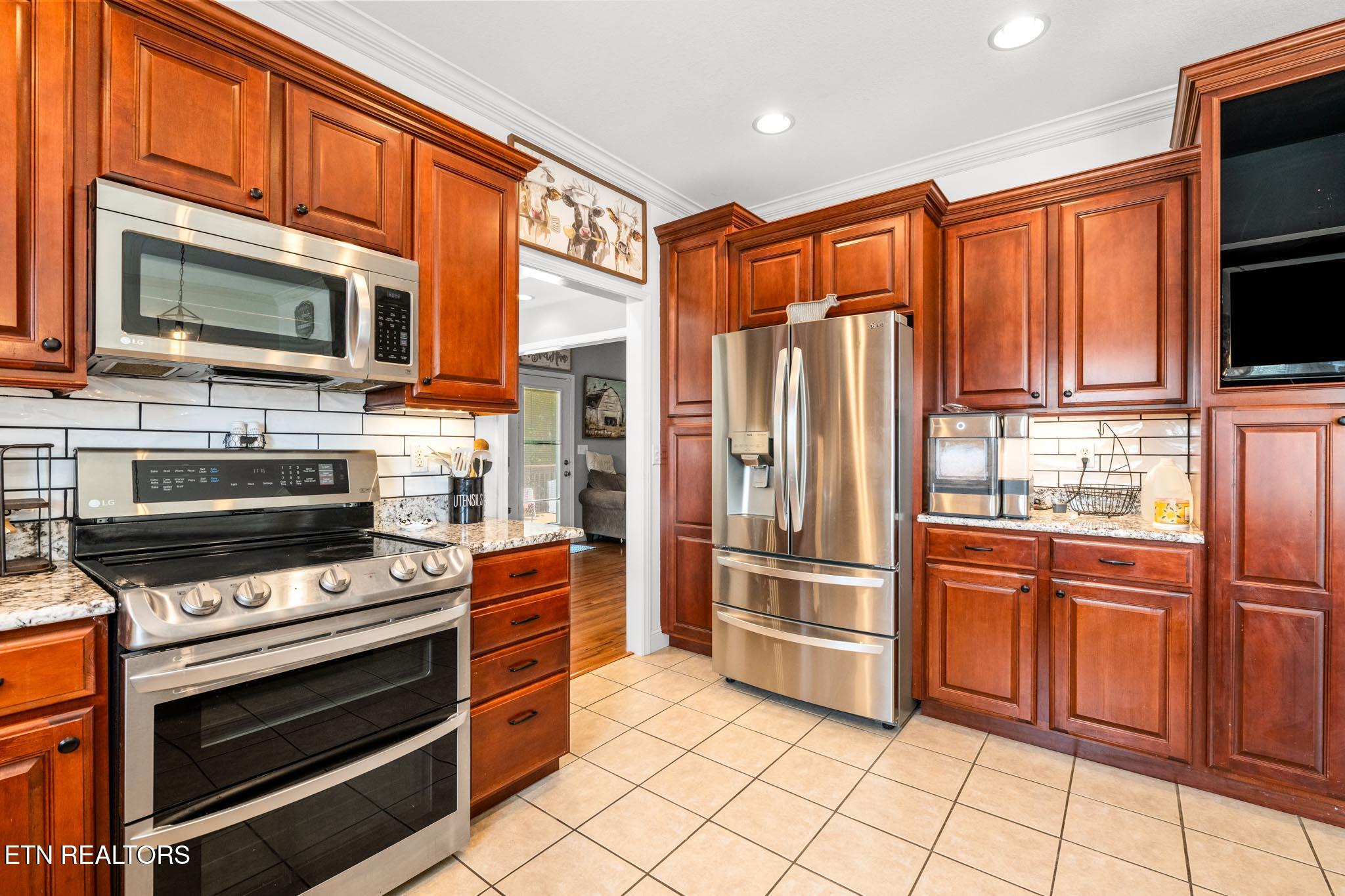 379 Red Hill Road Andersonville TN 37705