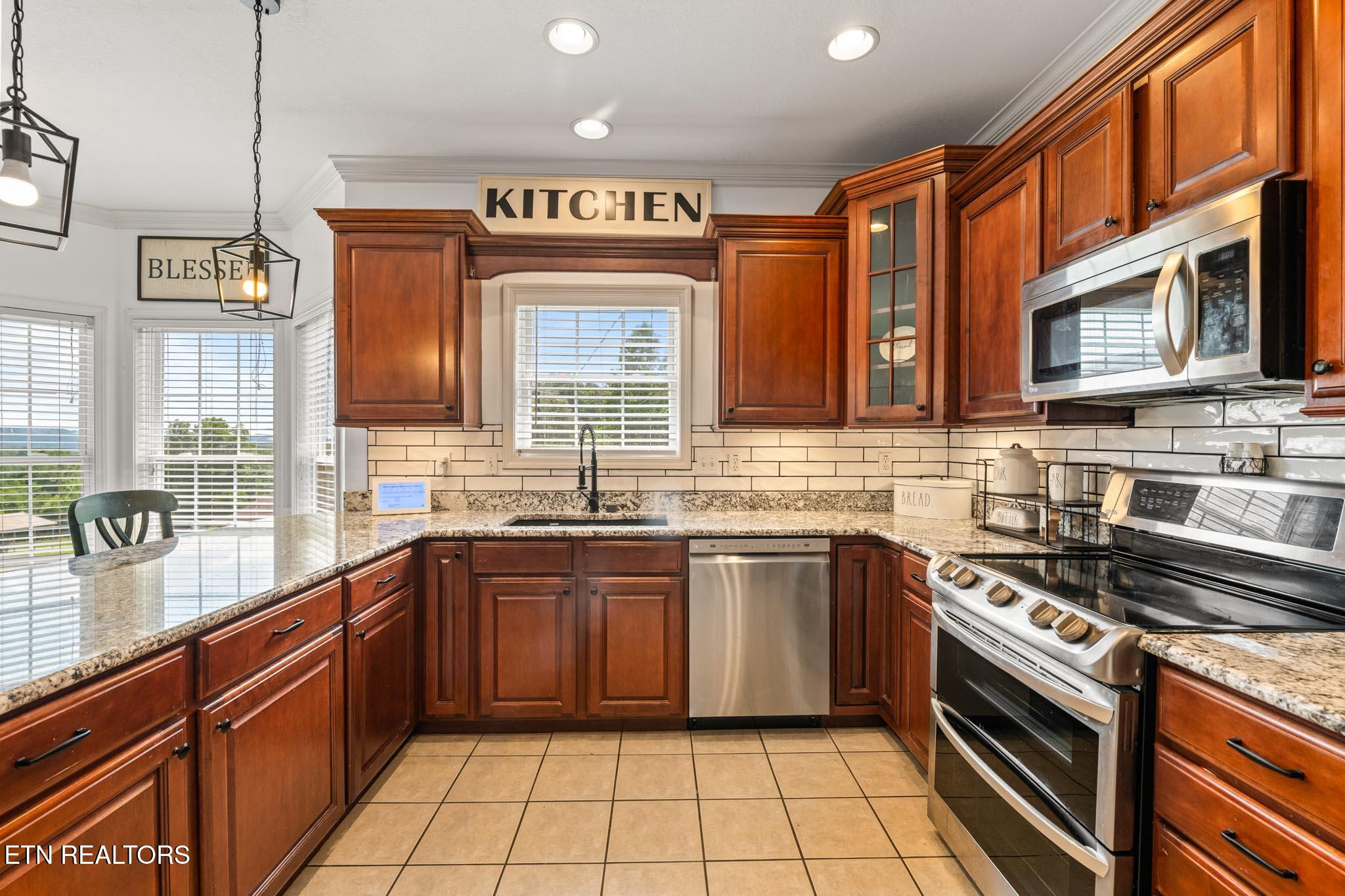 379 Red Hill Road Andersonville TN 37705