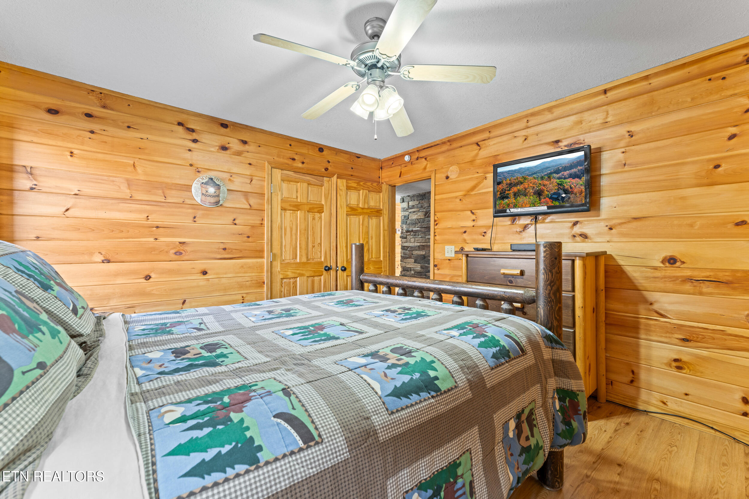 829 Red Fox Trail Gatlinburg TN 37738