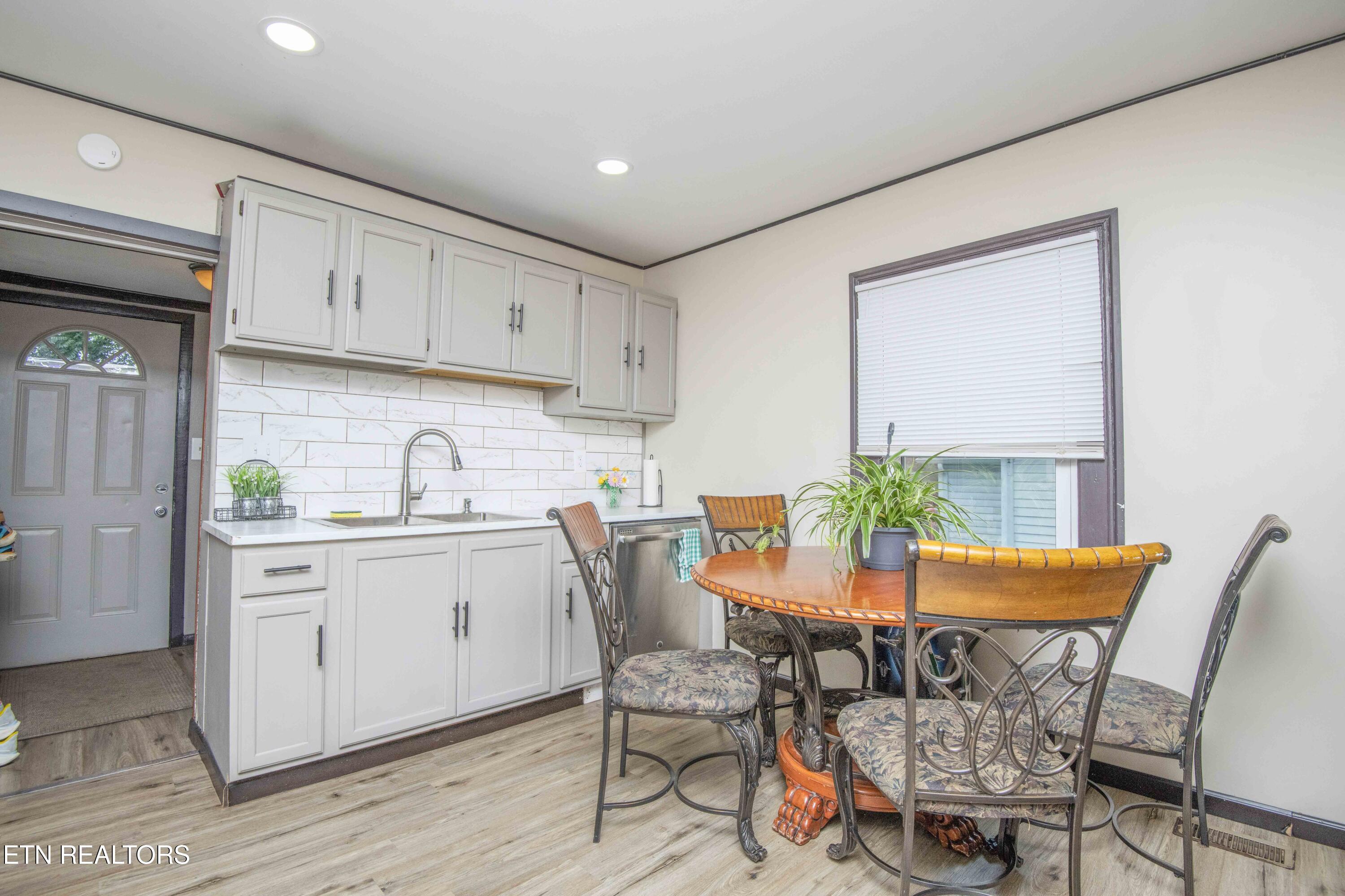 1912 Hoitt Avenue Knoxville TN 37917