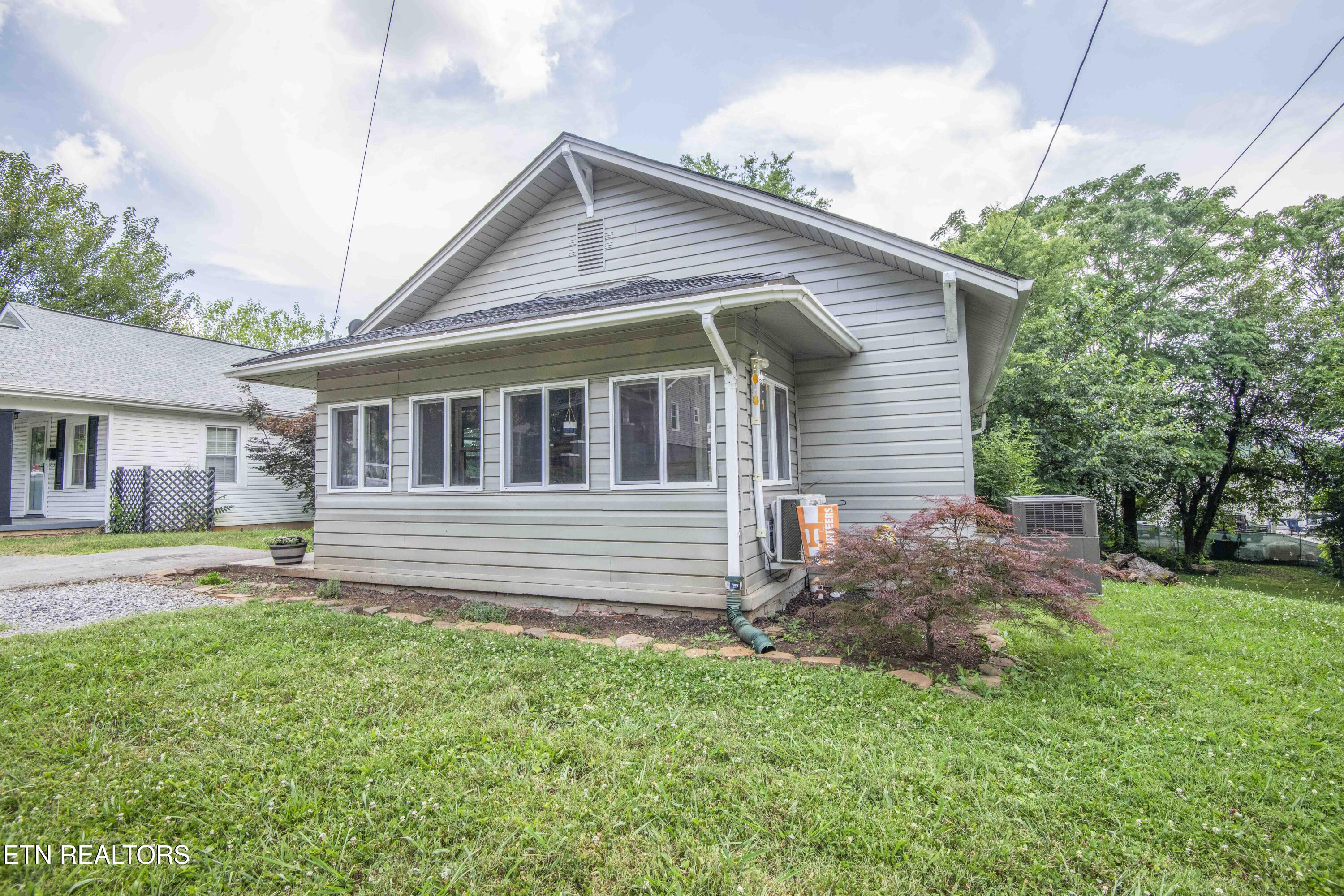 1912 Hoitt Avenue Knoxville TN 37917