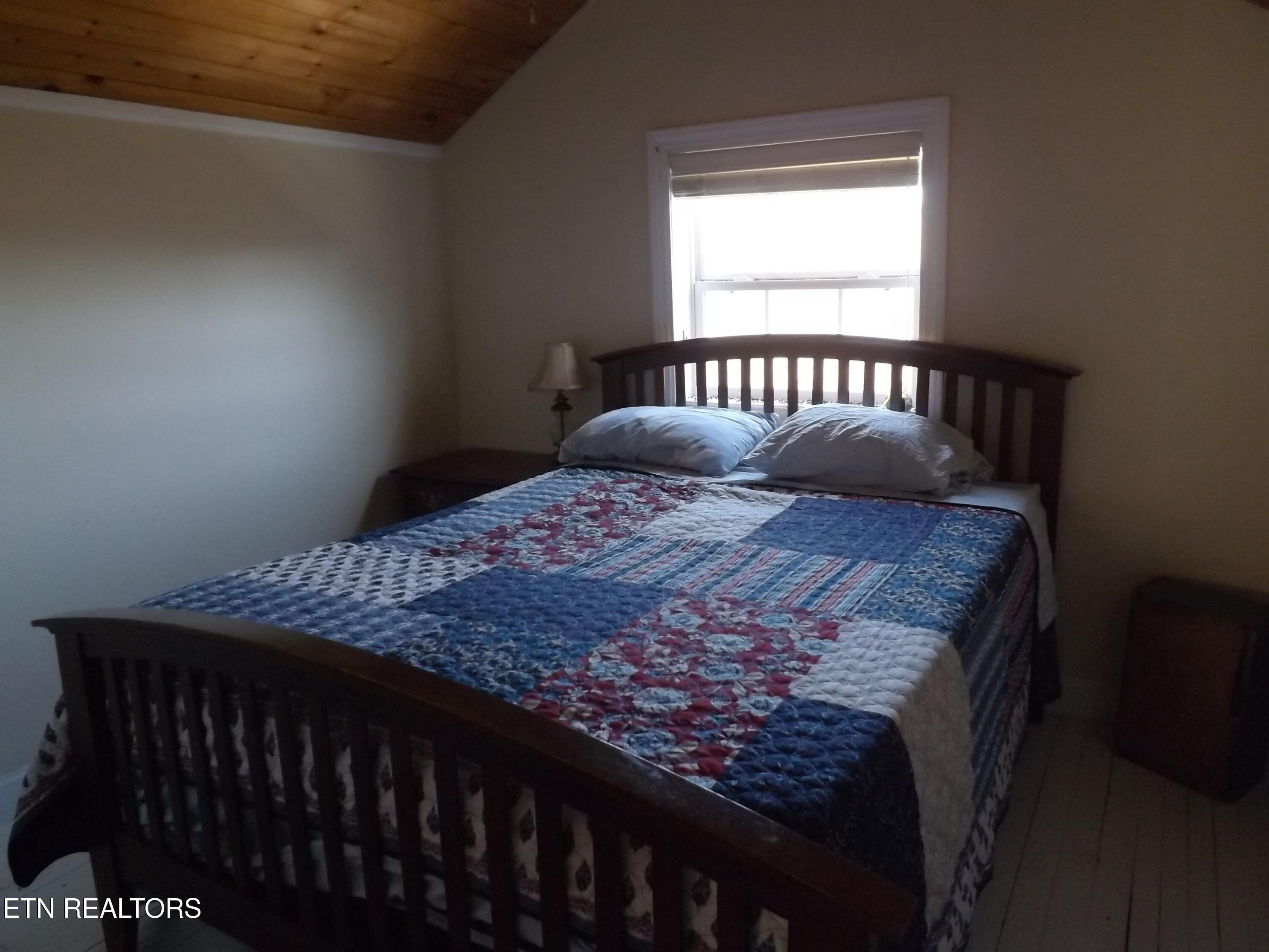 223 Ulysses Daniels Lane Harrogate TN 37752