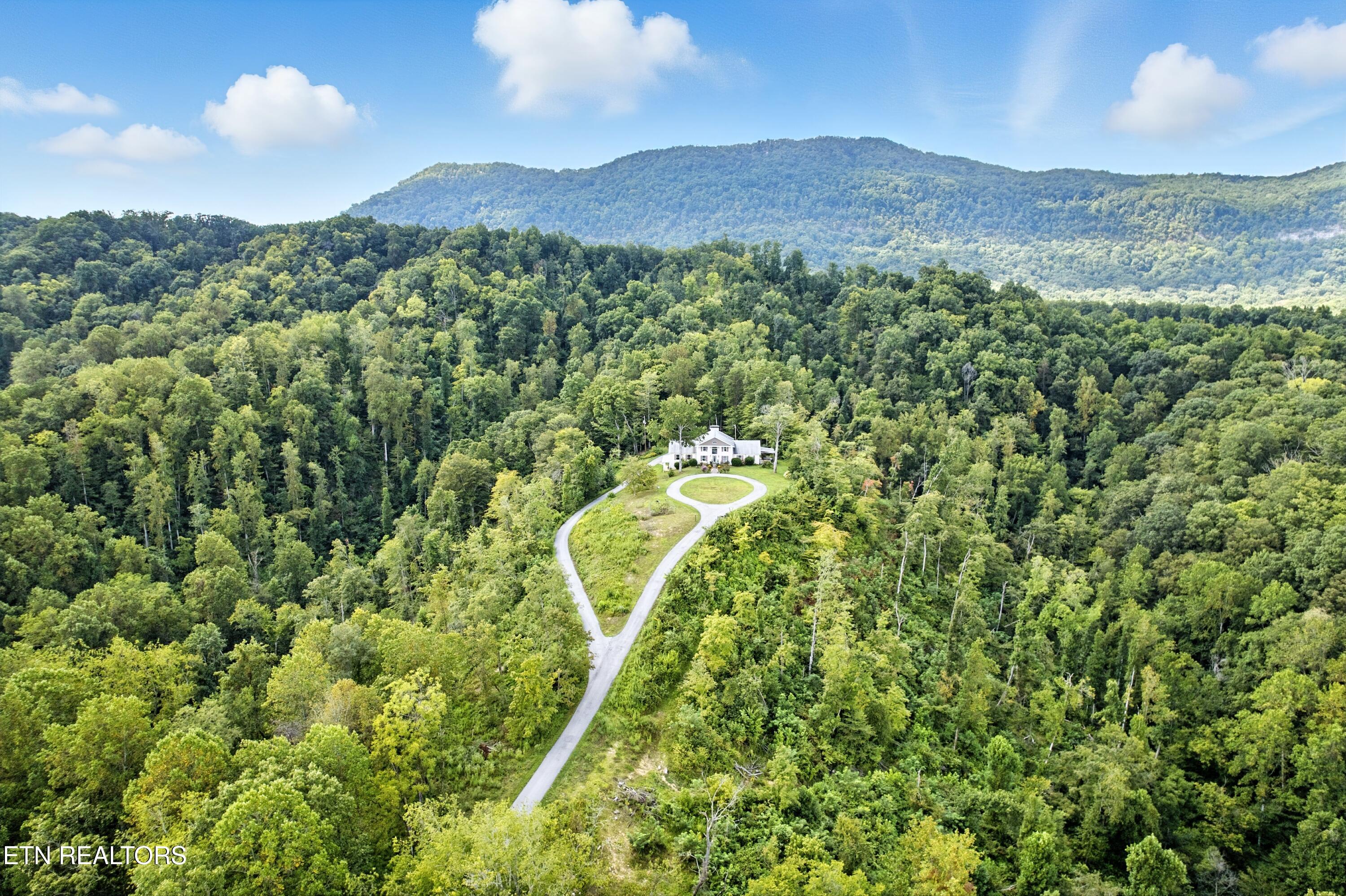 260 Meador Lane Harrogate TN 37752