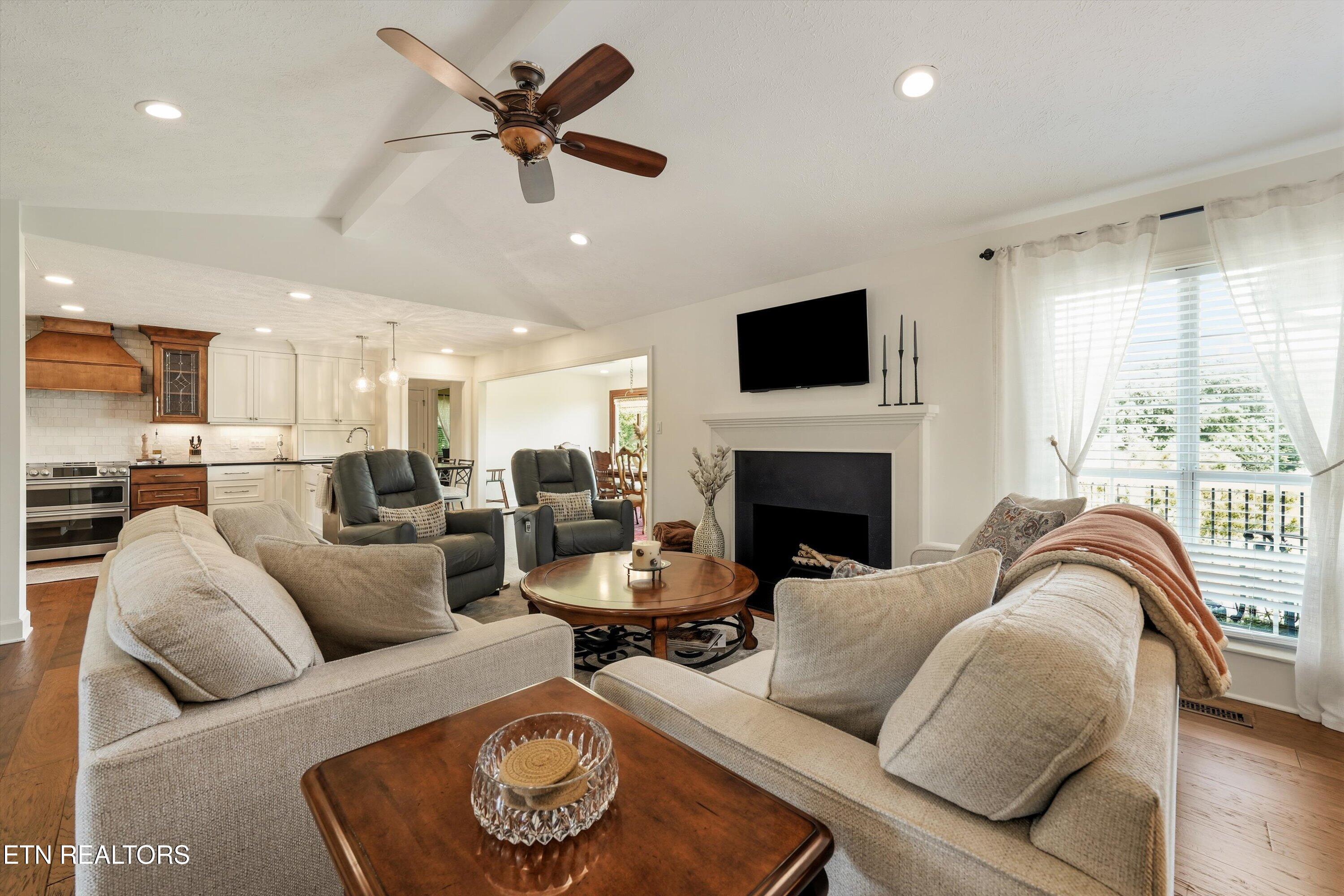 101 Ostenbarker Street Maryville TN 37804