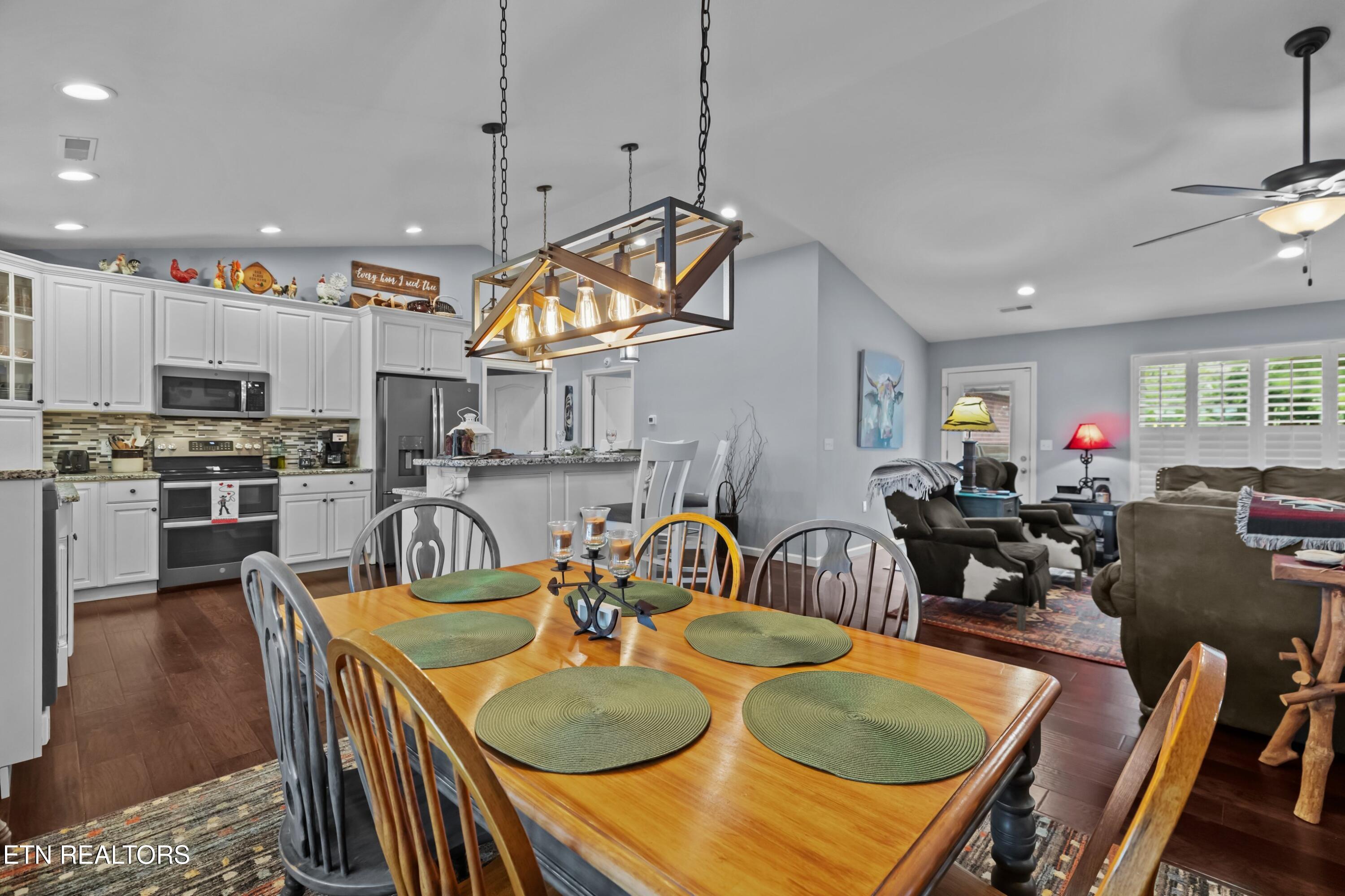 136 Crosslake Lane Dandridge TN 37725