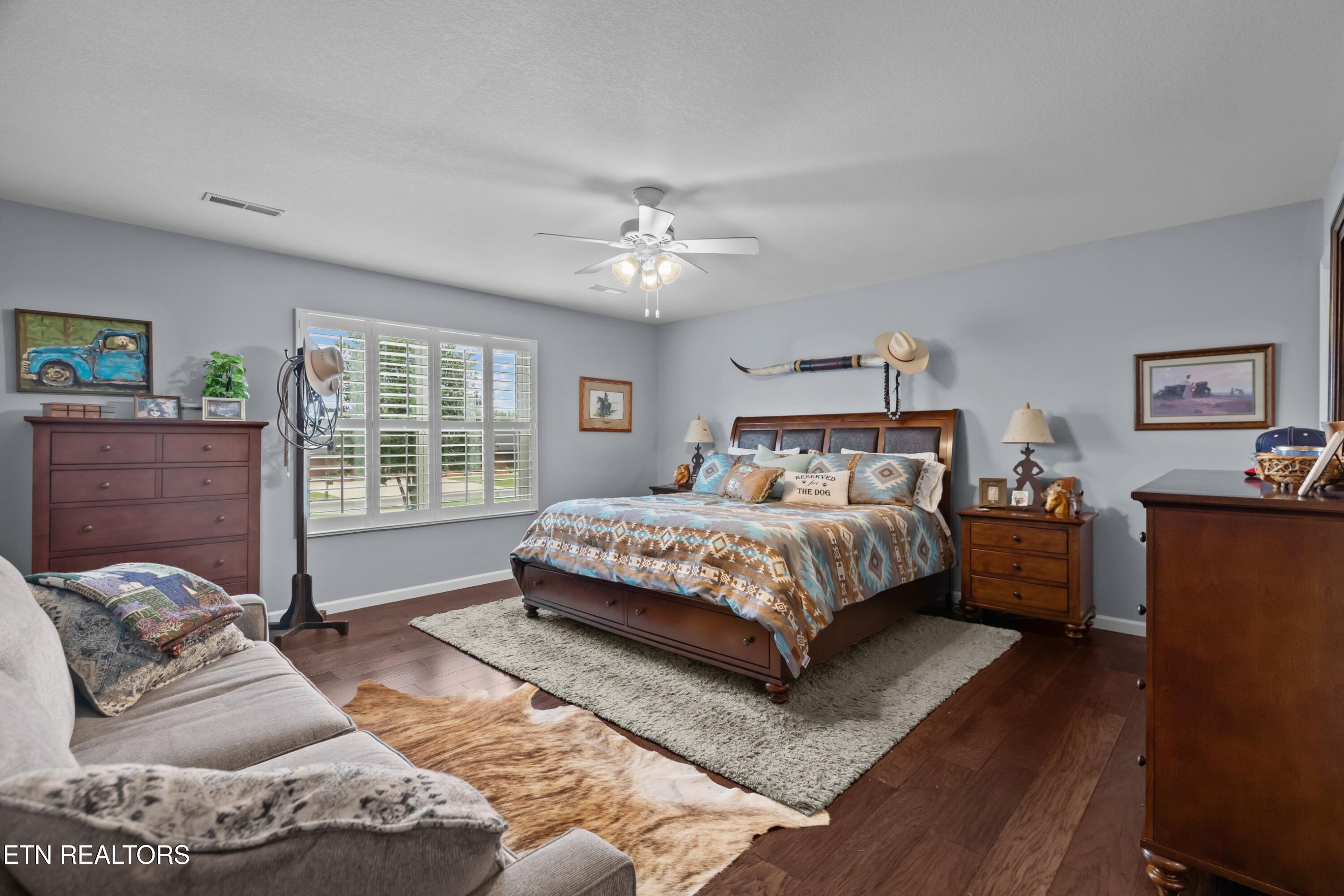 136 Crosslake Lane Dandridge TN 37725