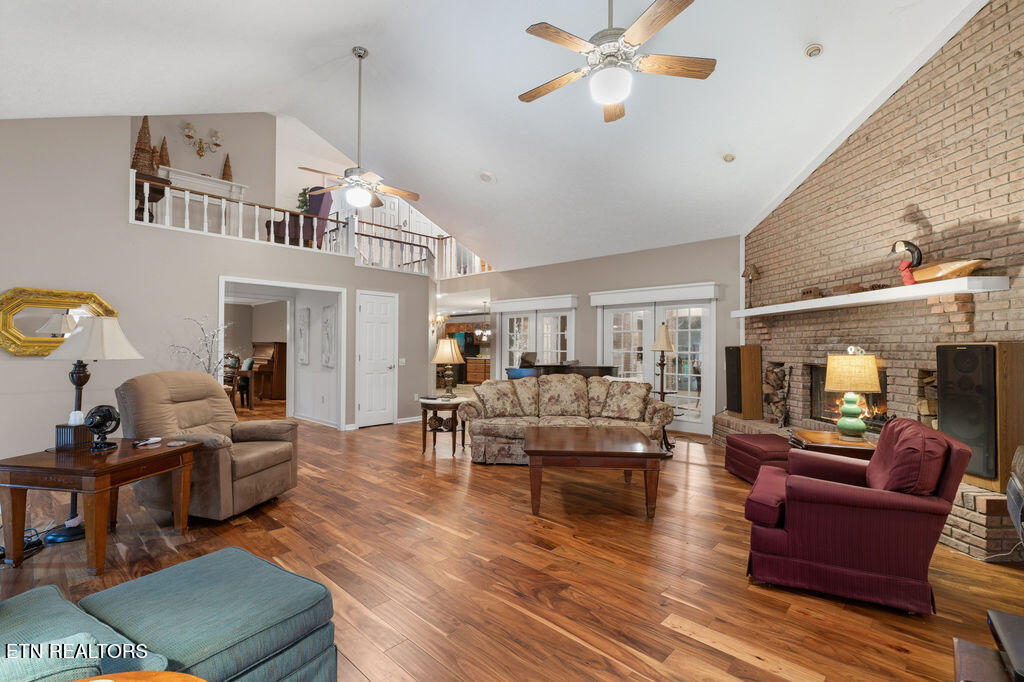 3012 Roaring Creek Way Sevierville TN 37862