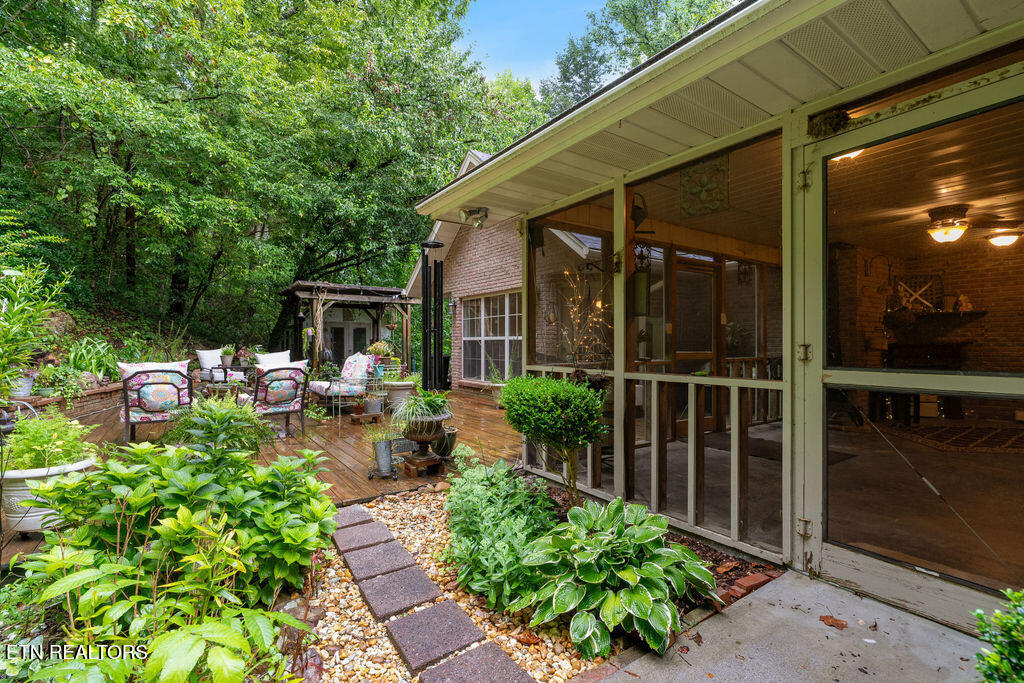 3012 Roaring Creek Way Sevierville TN 37862
