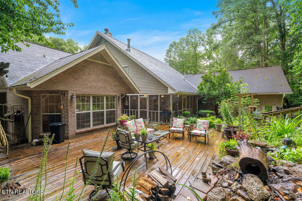 3012 Roaring Creek Way Sevierville TN 37862