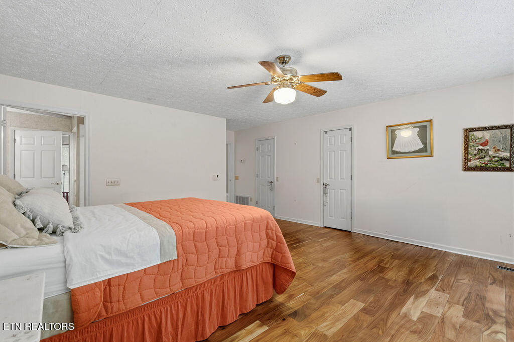 3012 Roaring Creek Way Sevierville TN 37862