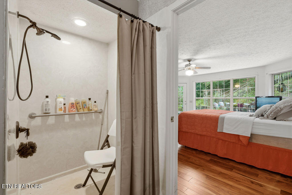 3012 Roaring Creek Way Sevierville TN 37862
