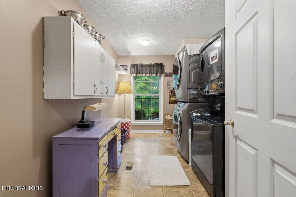 3012 Roaring Creek Way Sevierville TN 37862
