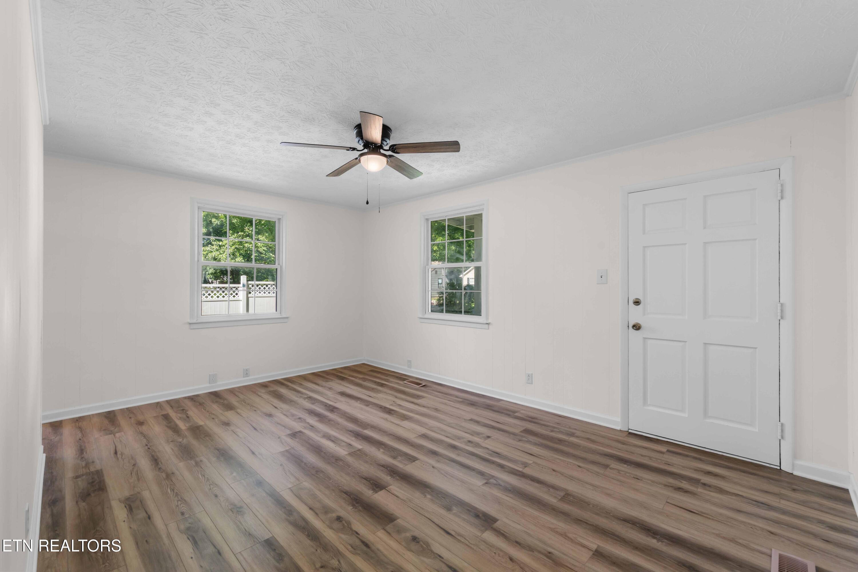 3922 Briargate Avenue Knoxville TN 37919