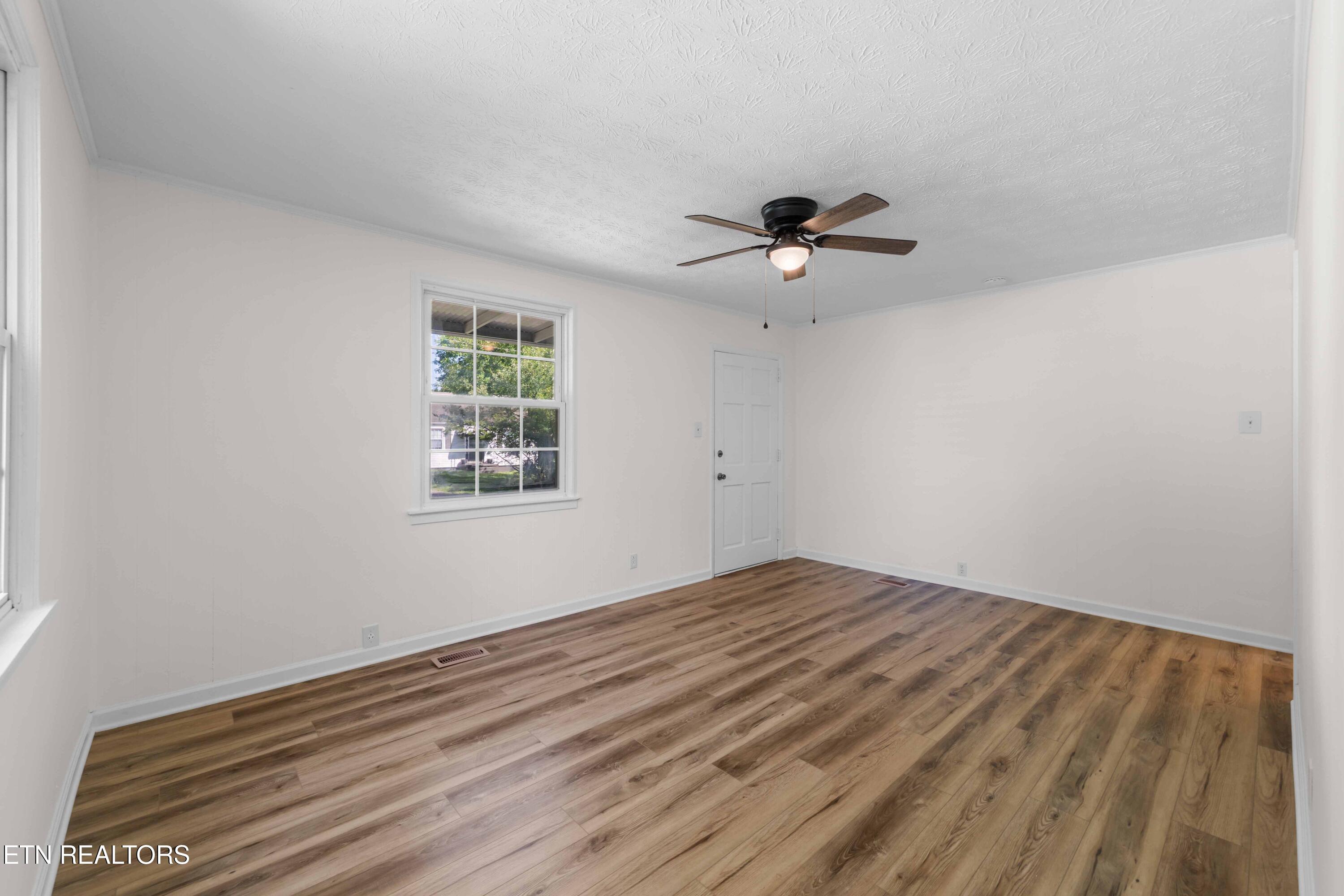 3922 Briargate Avenue Knoxville TN 37919