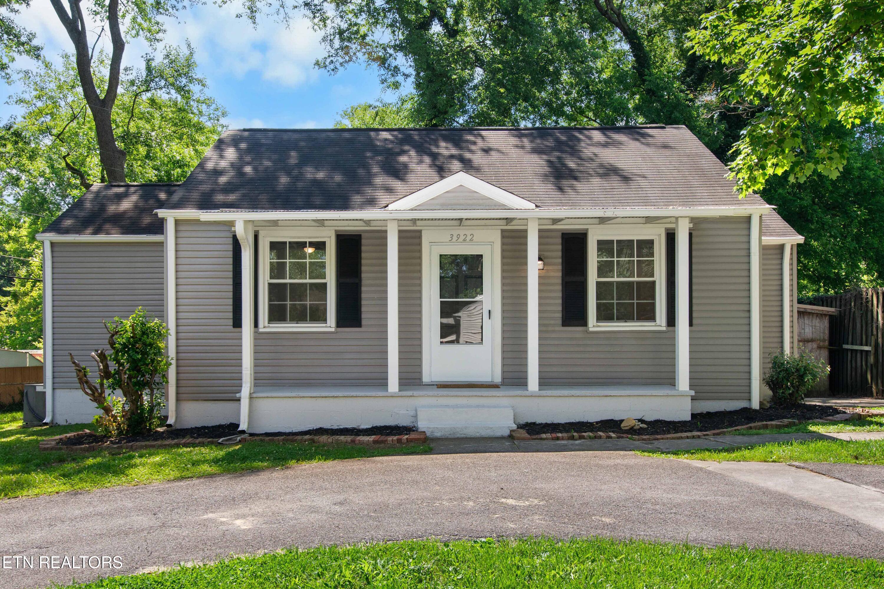 3922 Briargate Avenue Knoxville TN 37919