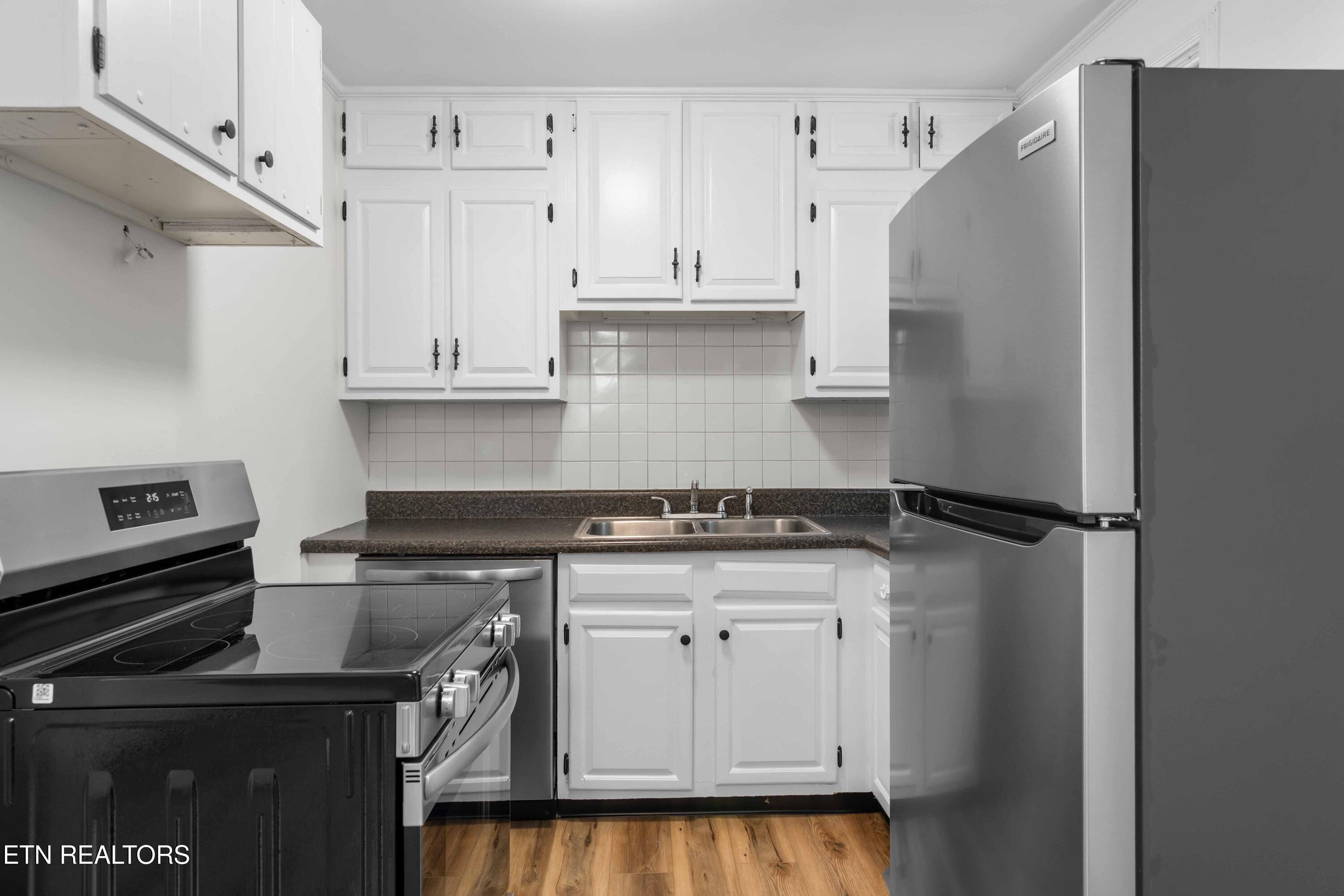 3922 Briargate Avenue Knoxville TN 37919