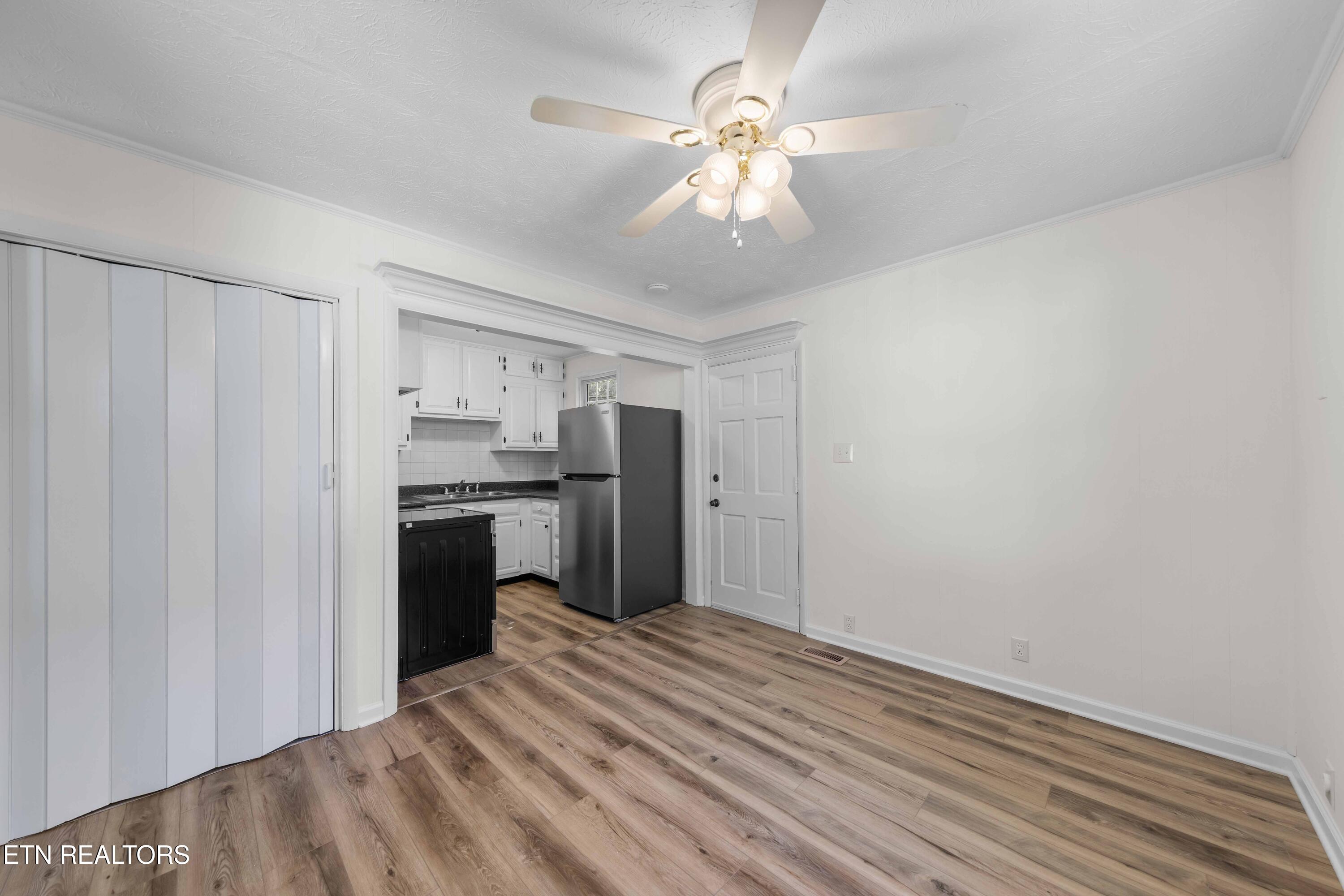3922 Briargate Avenue Knoxville TN 37919